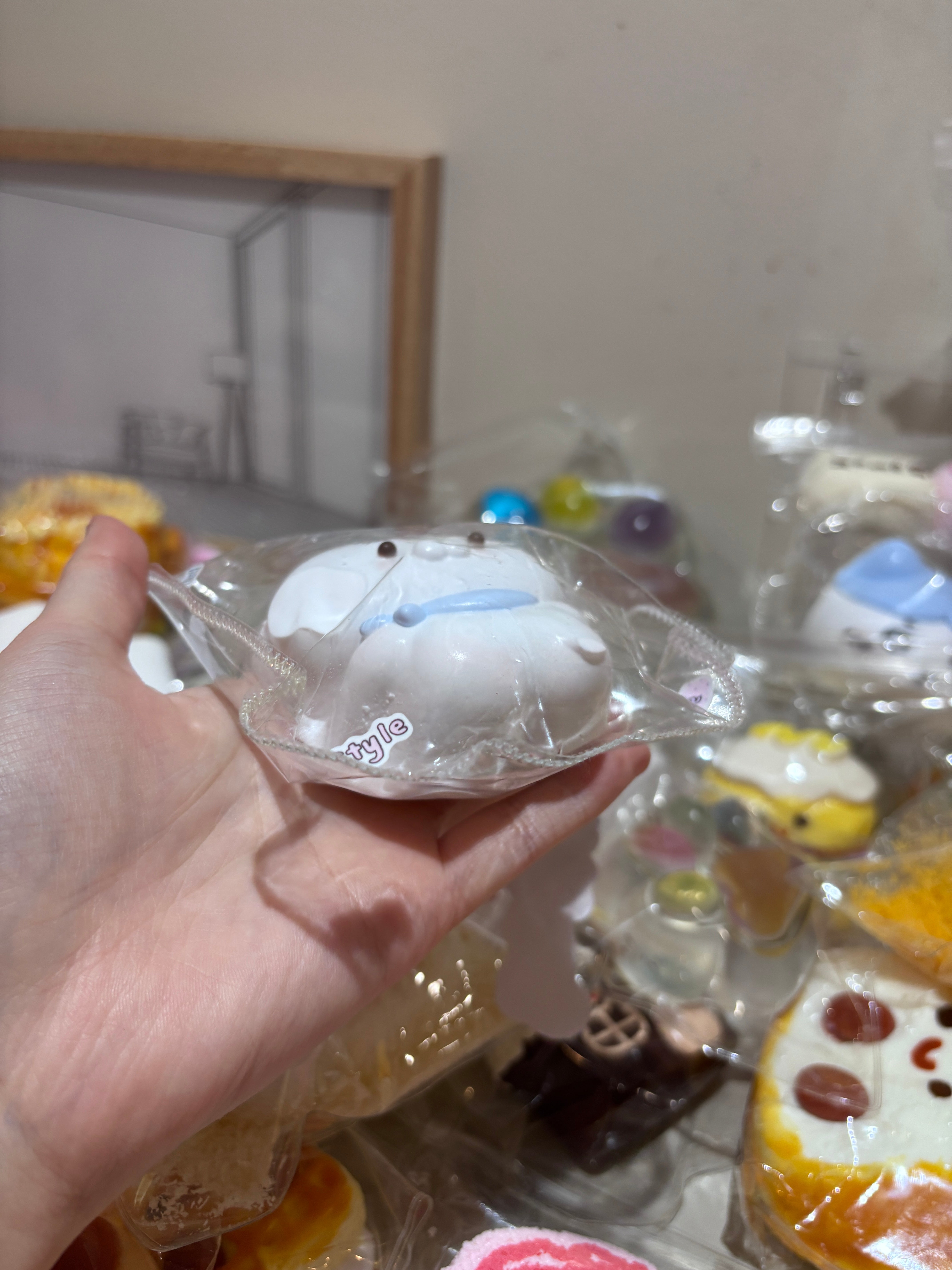 Water x cream textured polar bear Squishy Toy