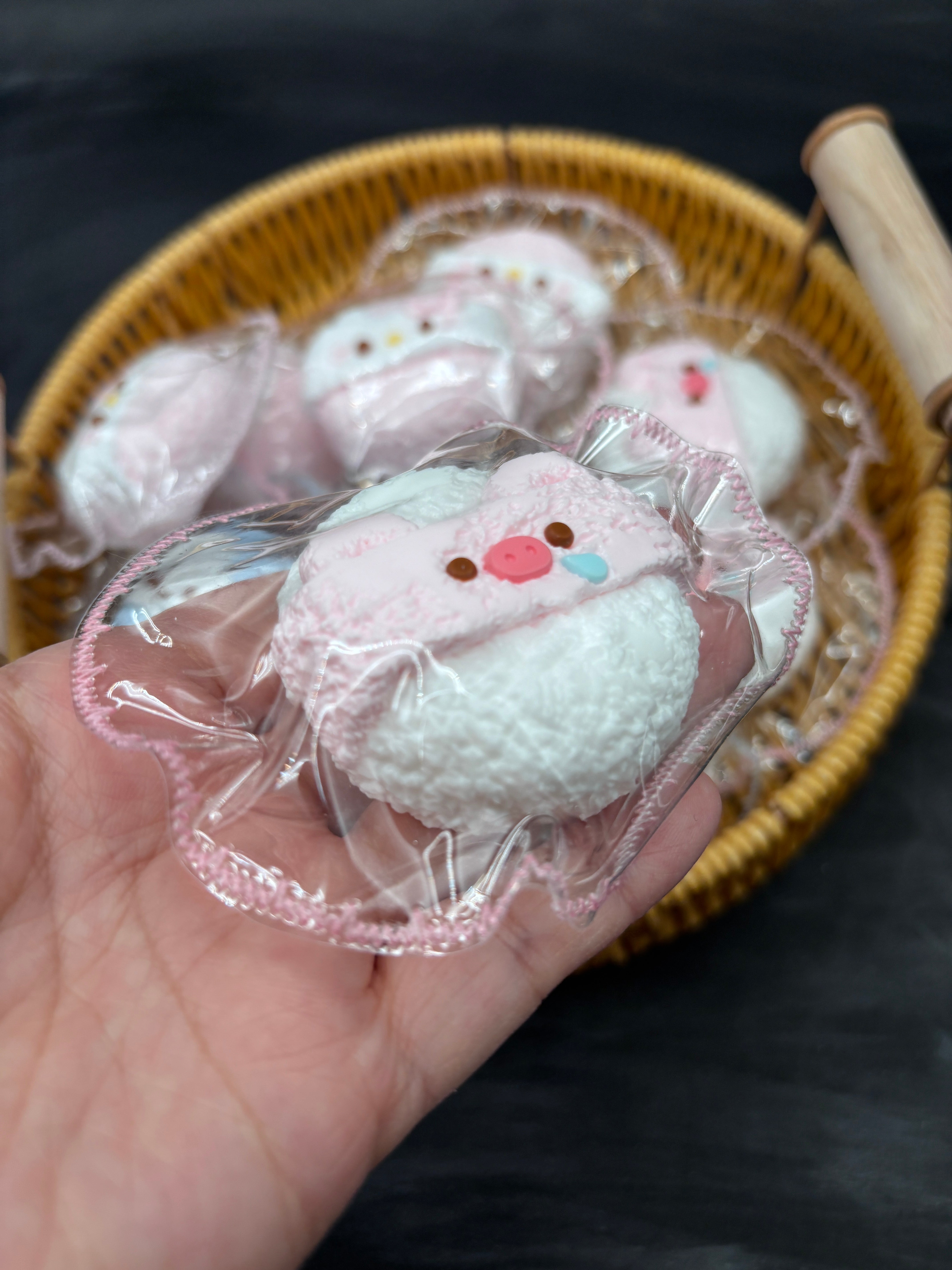 Small Powder Puff Taba Squishy Toy