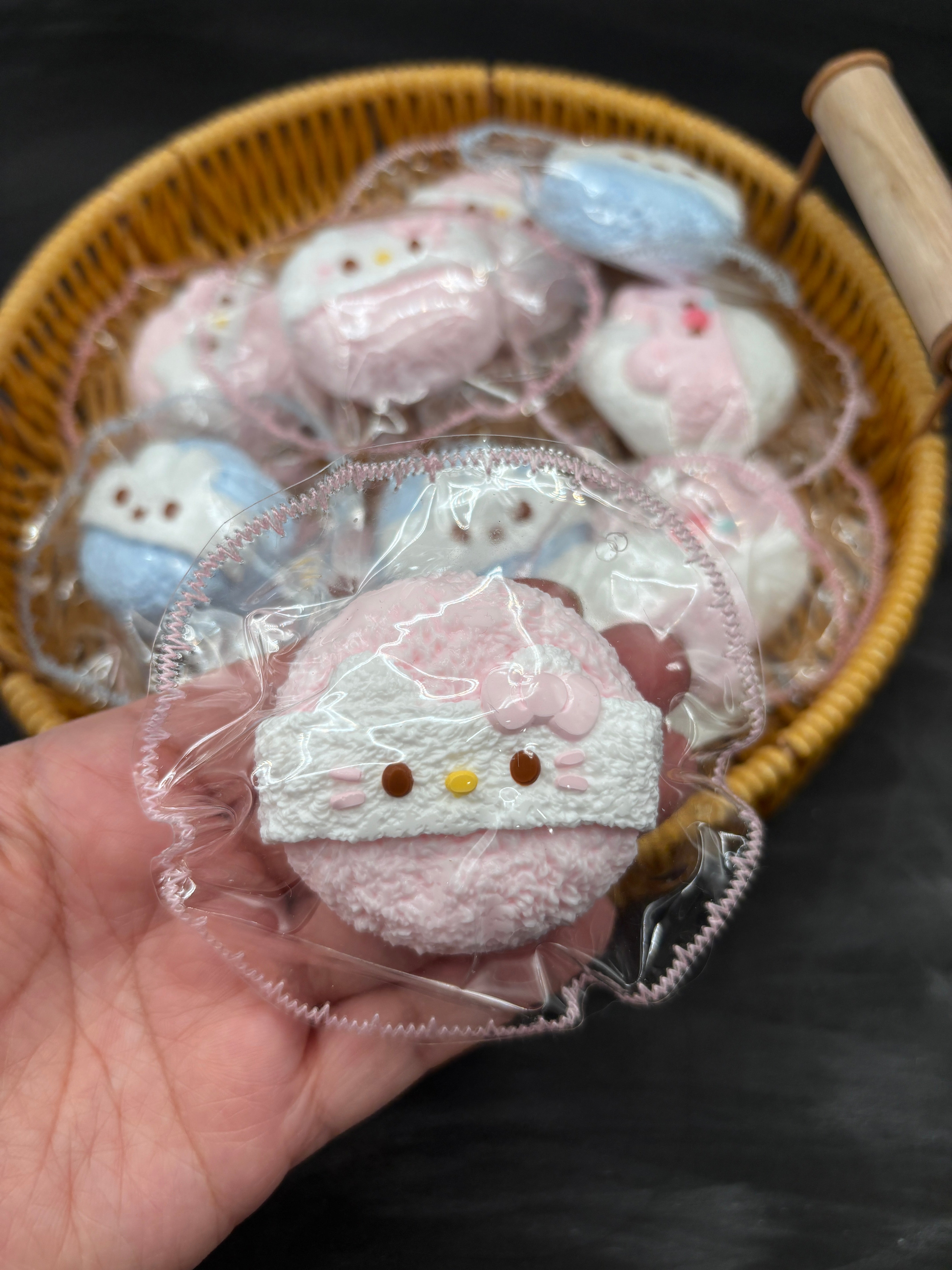 Small Powder Puff Taba Squishy Toy