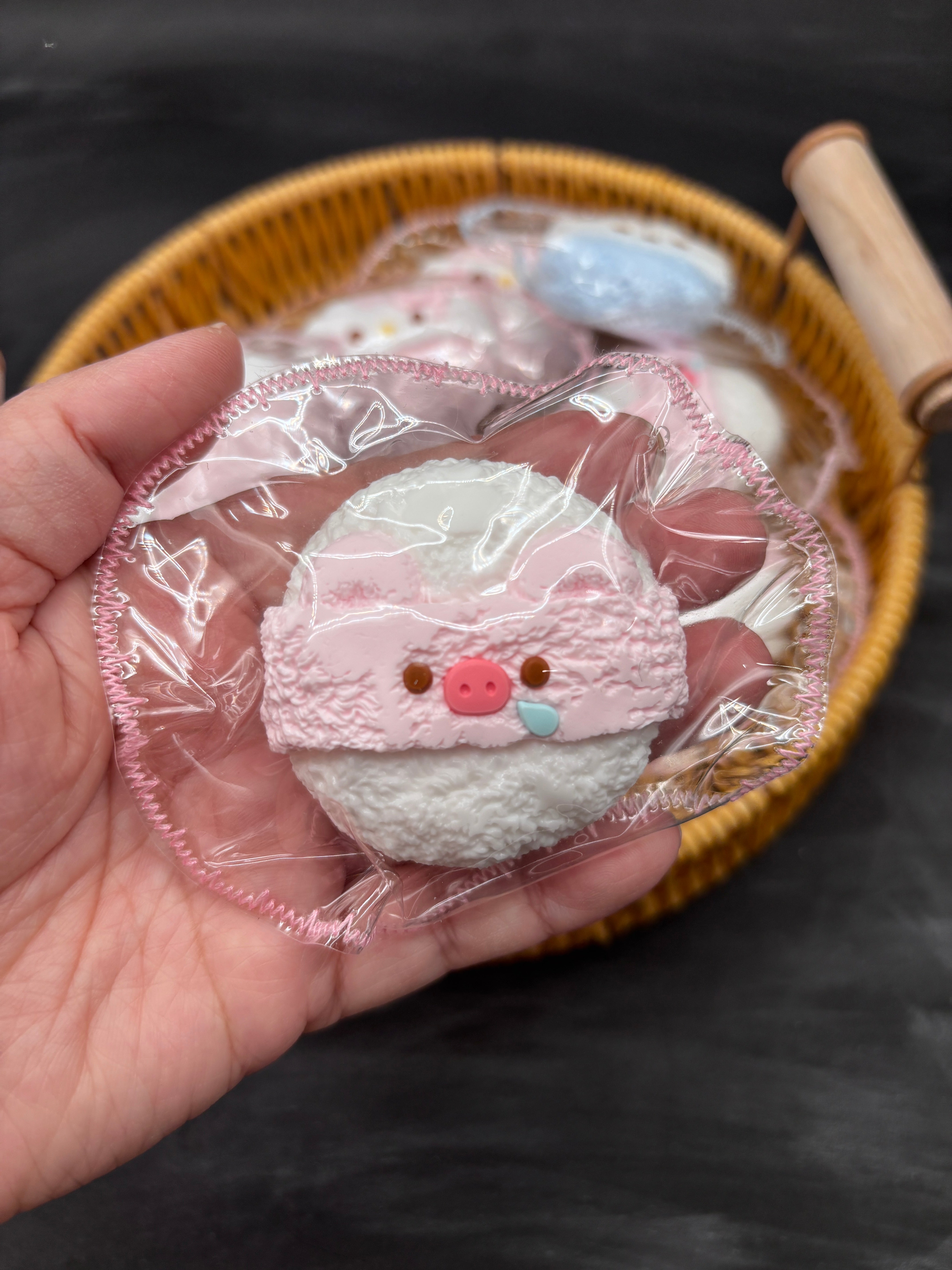 Small Powder Puff Taba Squishy Toy