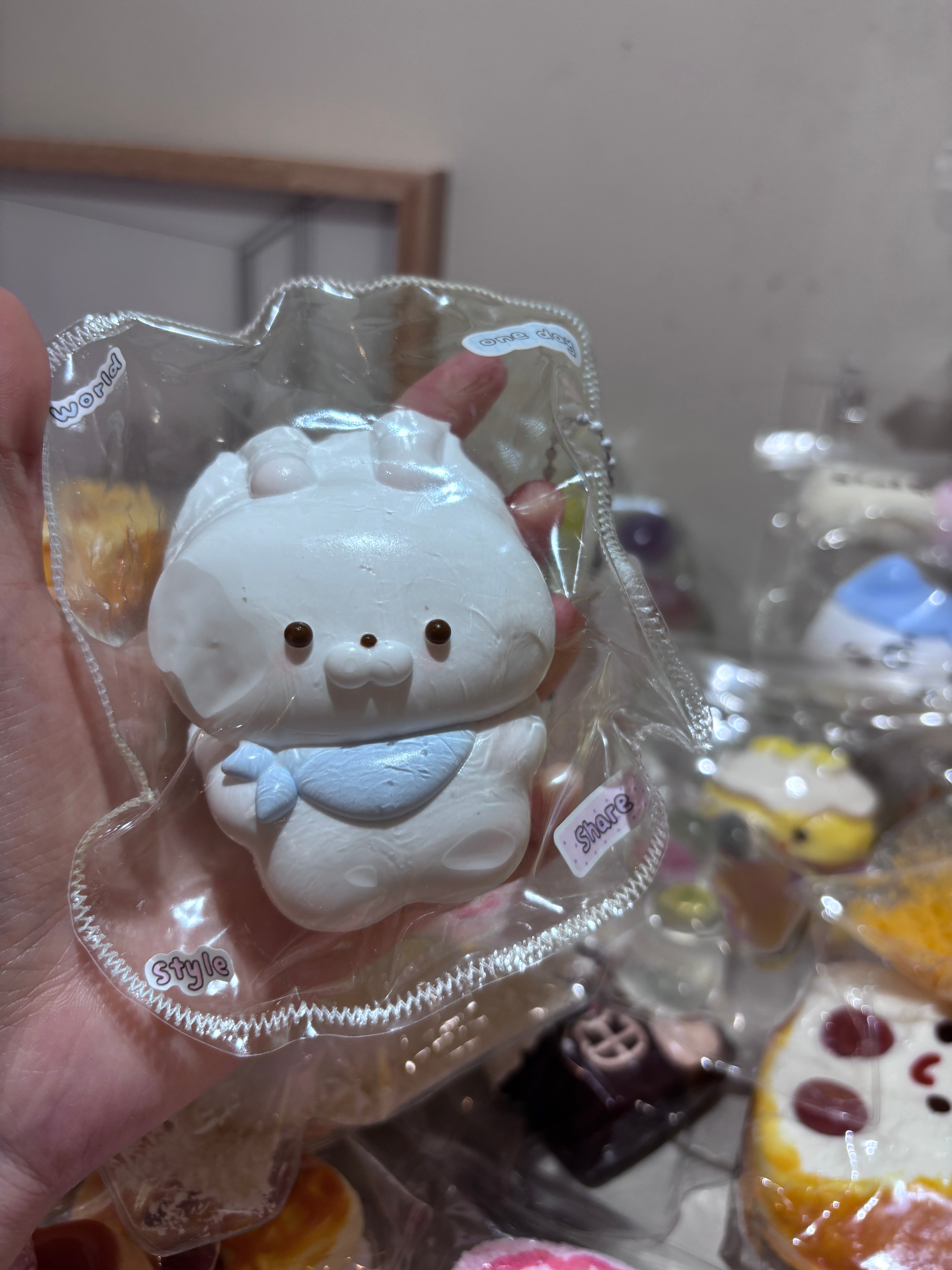 Water x cream textured polar bear Squishy Toy