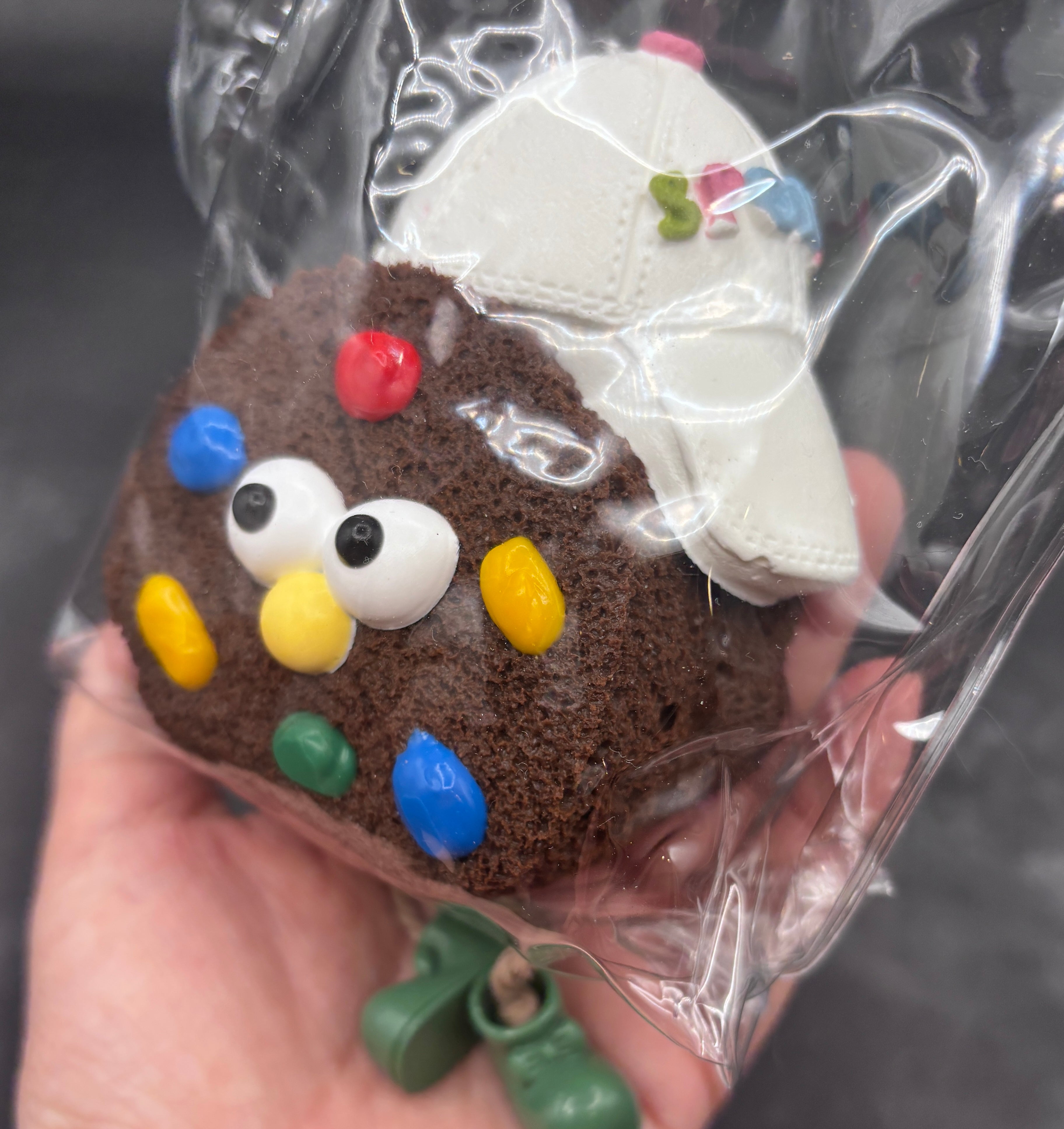 Circle cookie monsters pastel and m&m choco (choose 1) Taba Squishy Toy