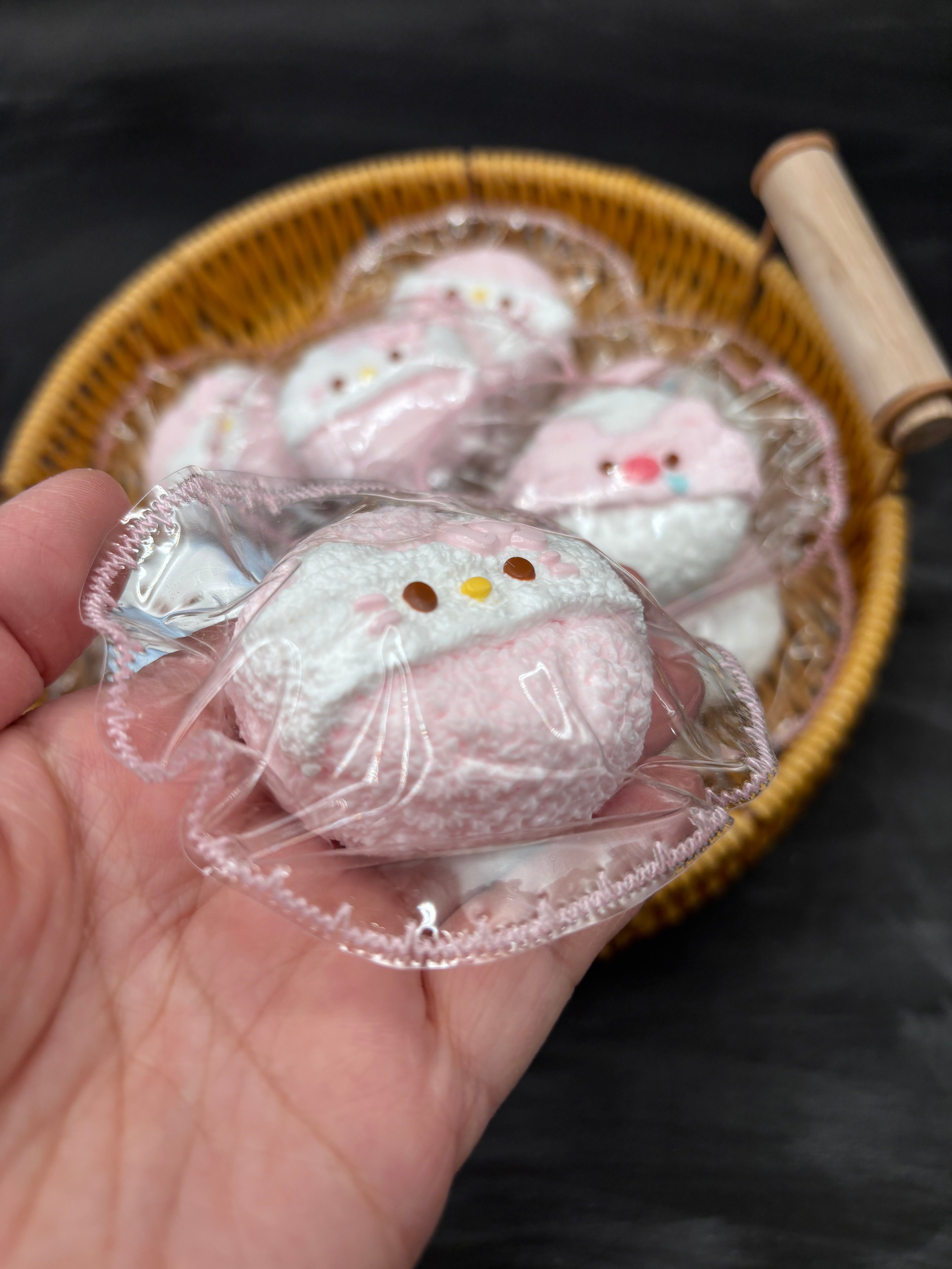 Small Powder Puff Taba Squishy Toy