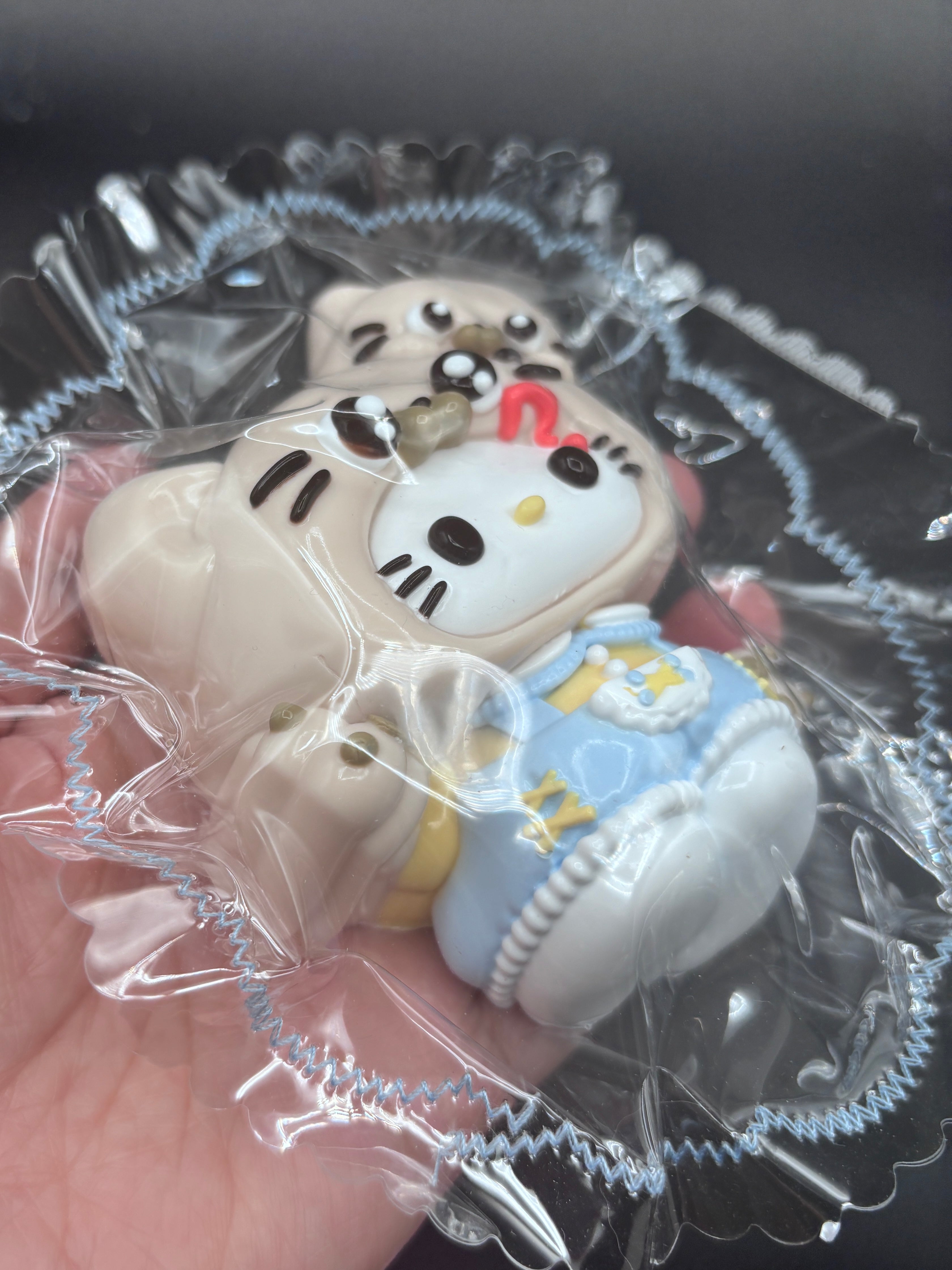 Hk Nintendo detailed cute gray kitty Taba Squishy Toy
