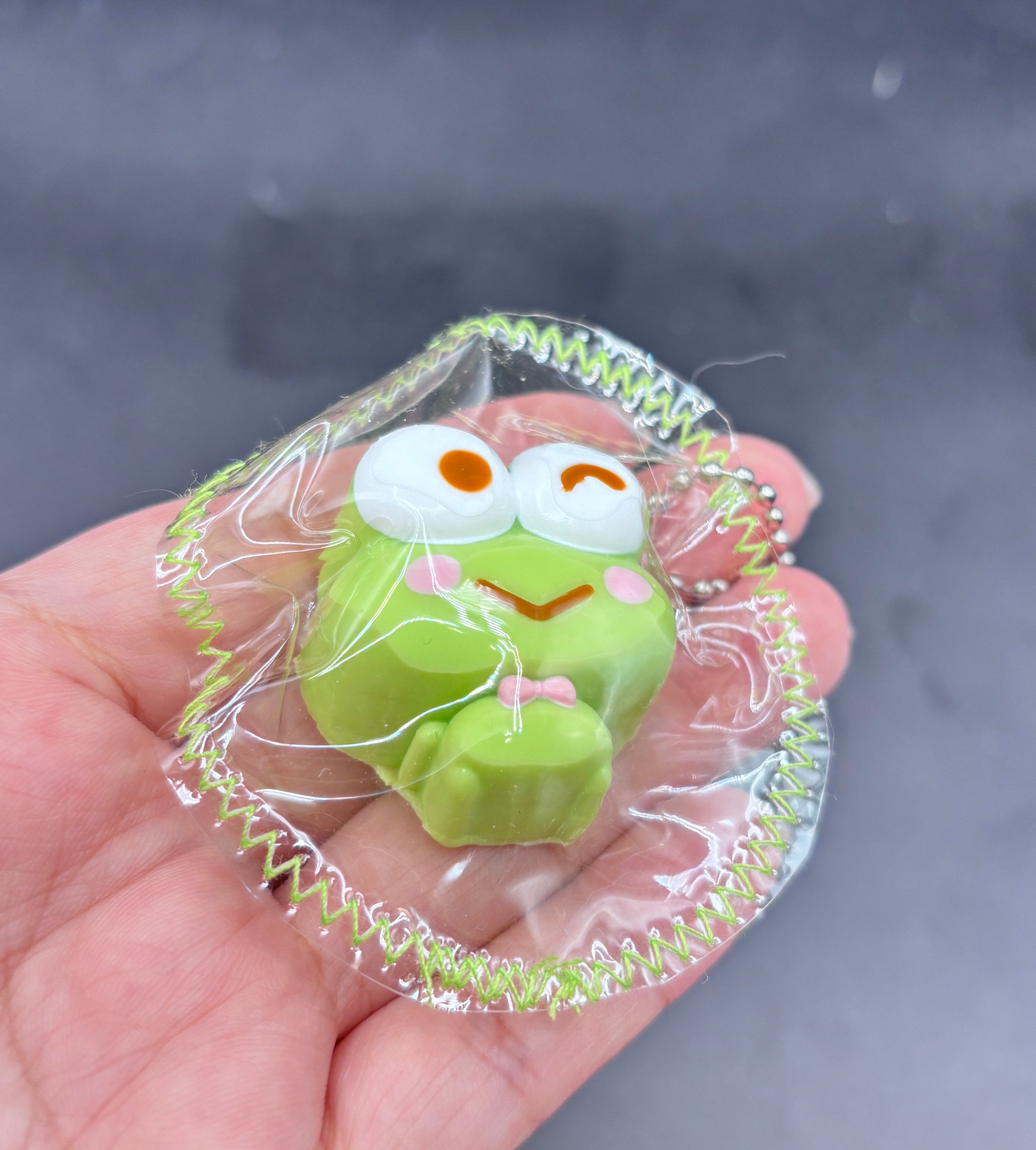 Mini Frog keychain taba squishy
