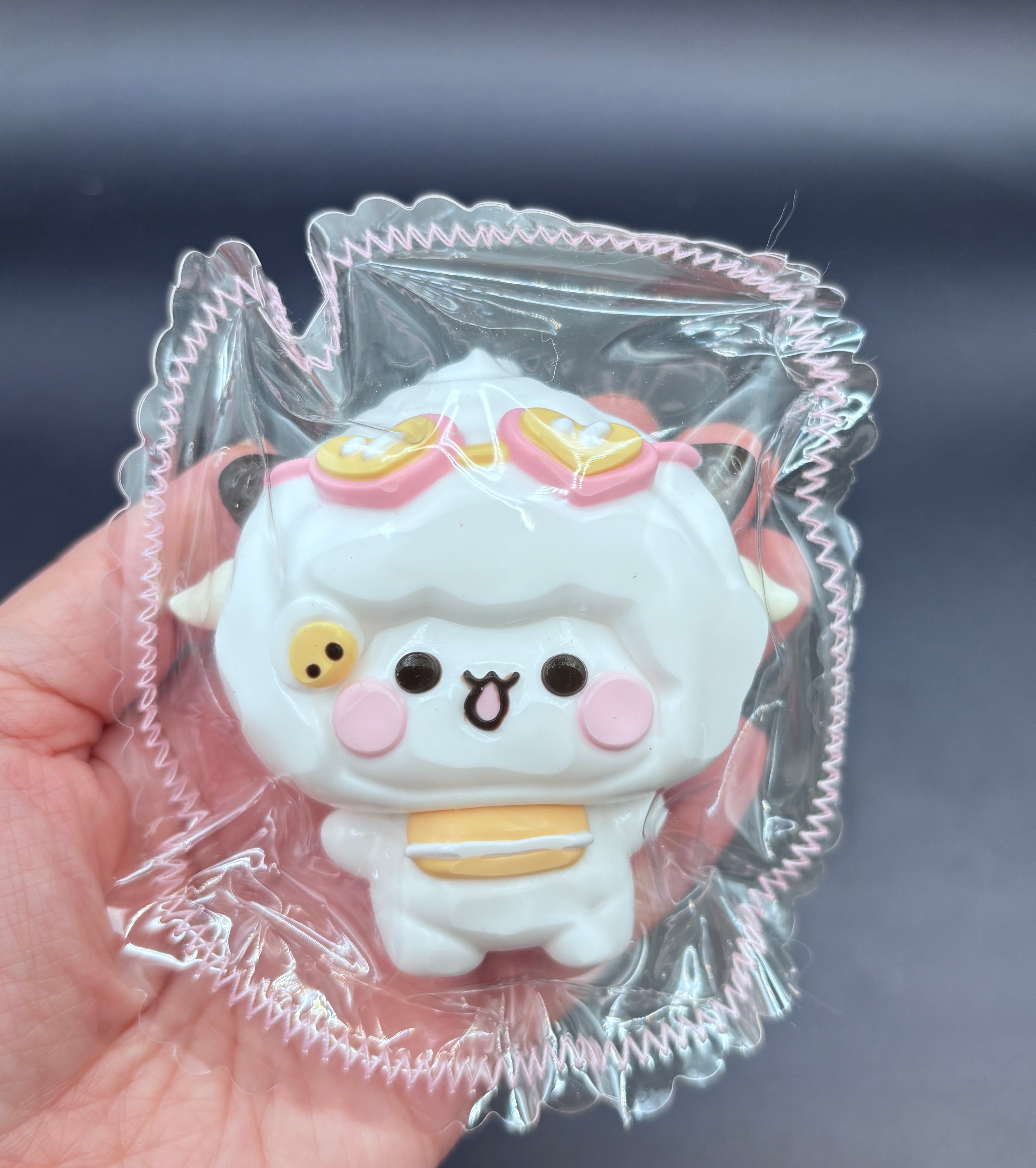 Cute sheep bubu in the beach taba squishy soft