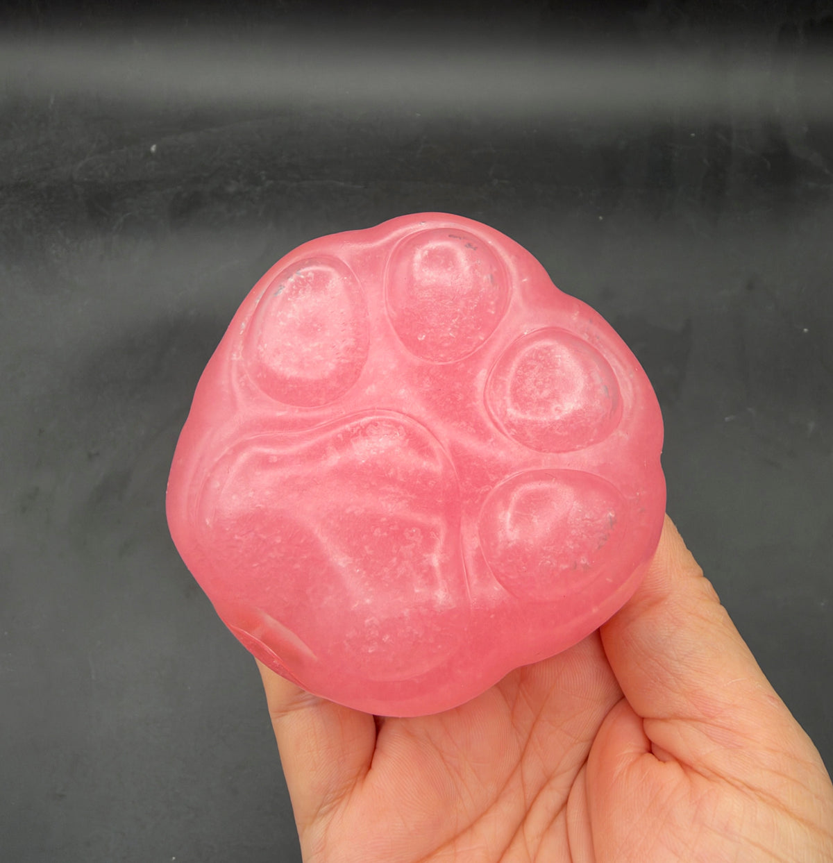 Slushy cat paws soft & mouldable stressball