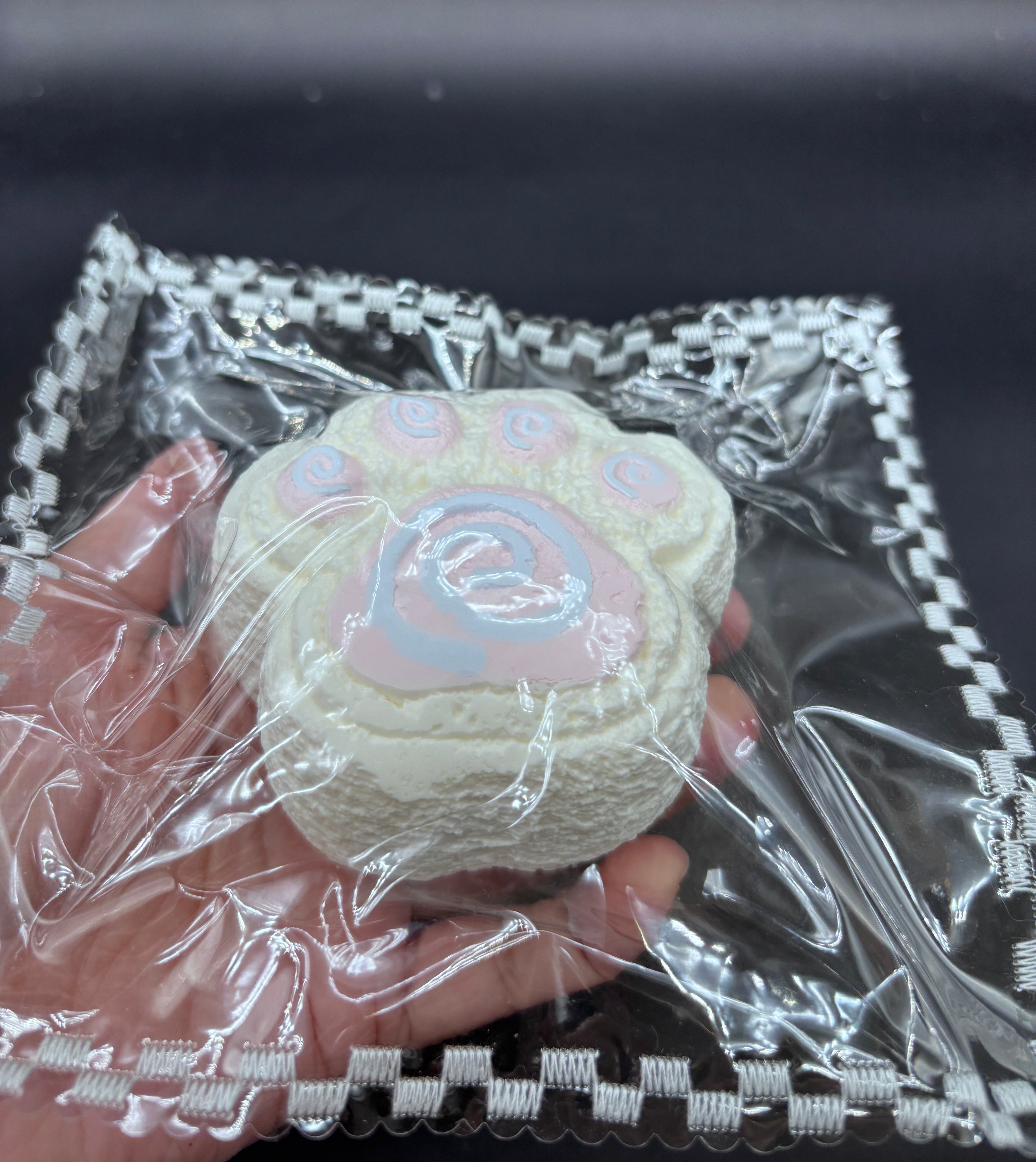 New frozen butter texured fluffy cream cake cat paw  taba squishy