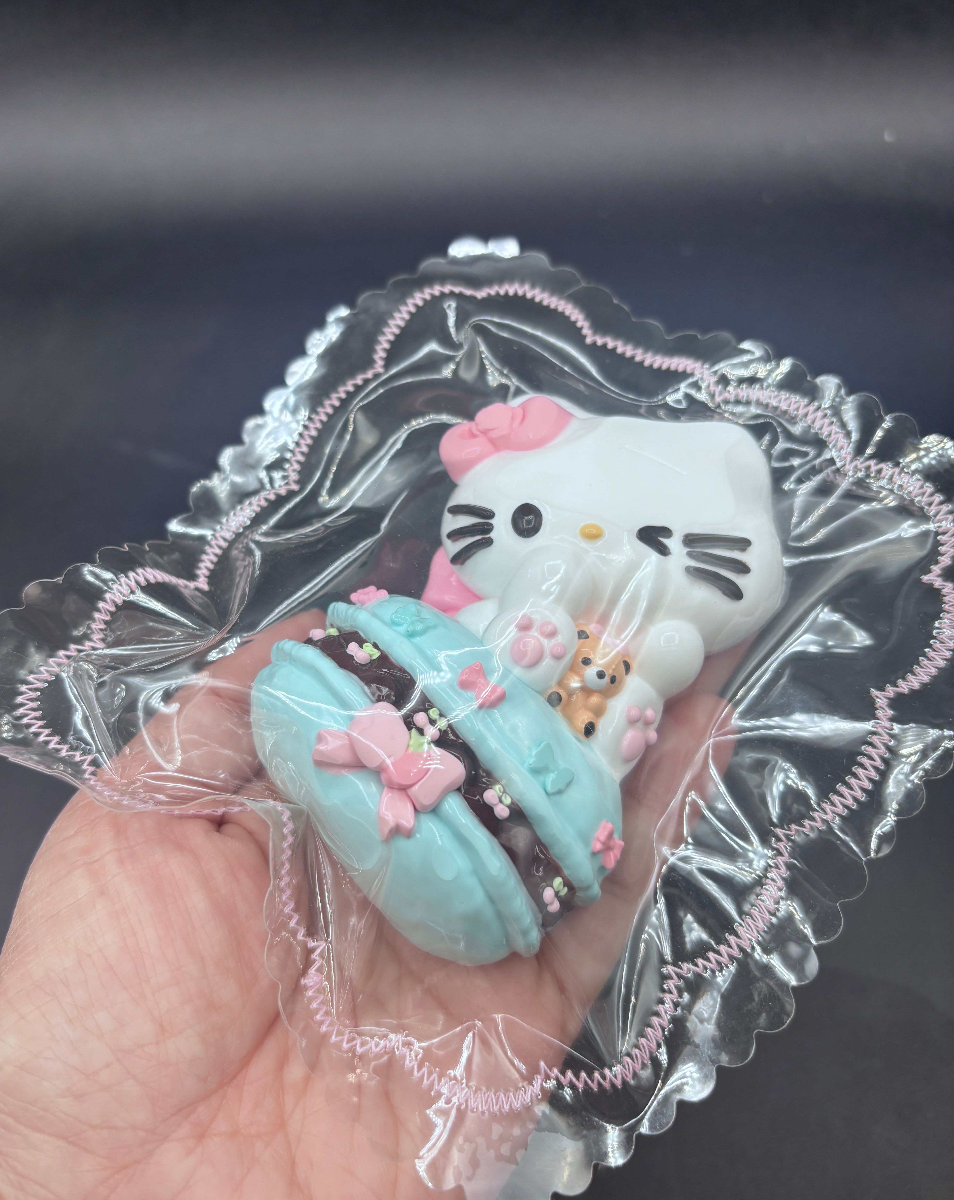 Kawaii kitty macaron detailed  taba squishy