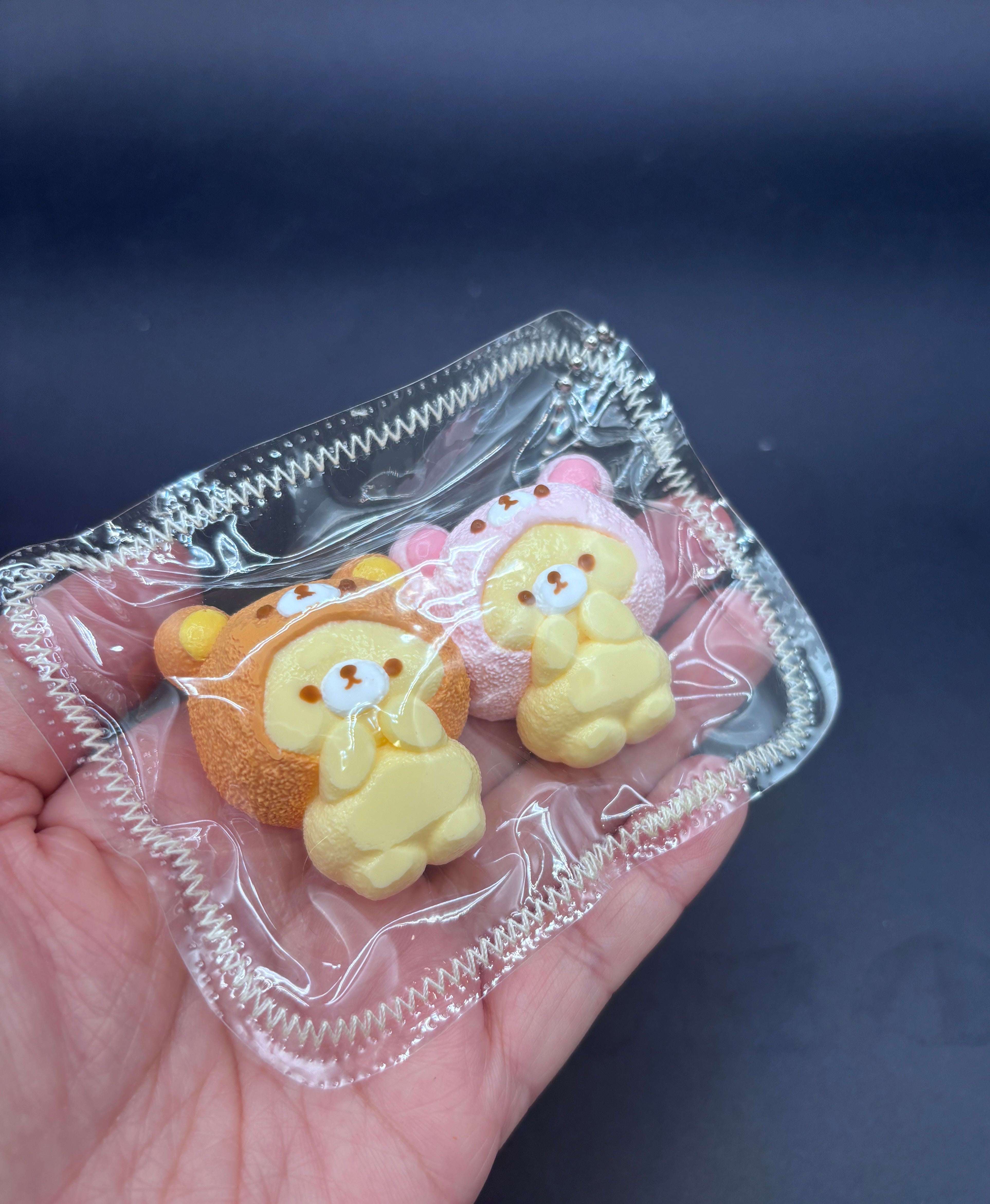Pack of 2 mini keychain bear twins Taba squishy toy