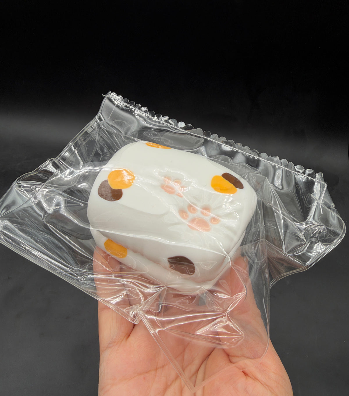 Frozen butter calico kitty towel taba