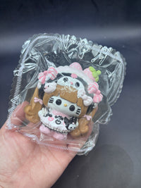 Kitty detailed Kuromi girl Taba