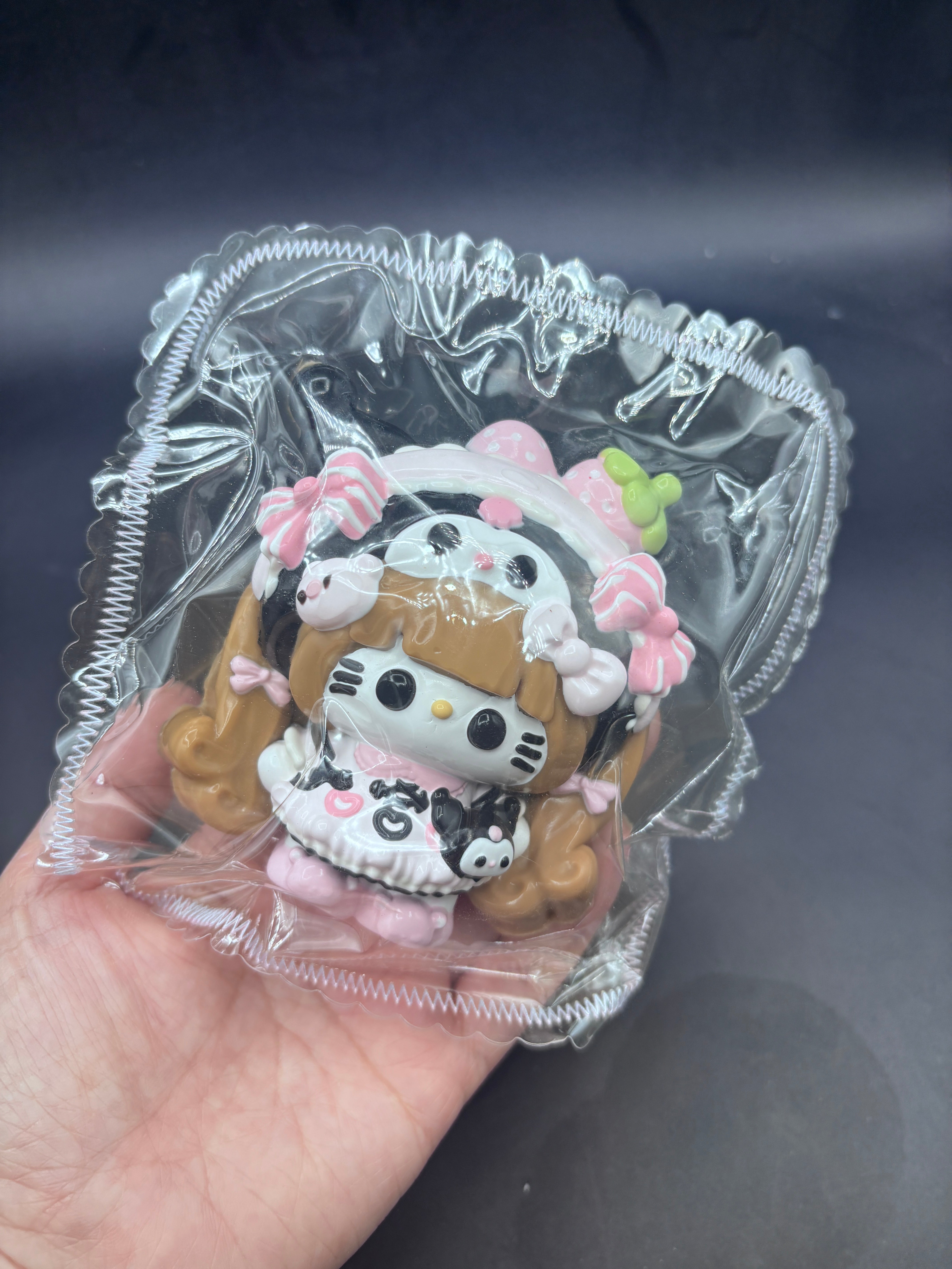 Kitty detailed Kuromi girl Taba