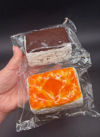 Sponge cake soft (normal/choco) with imprinted cat paw on the top corner  Taba squishy toy