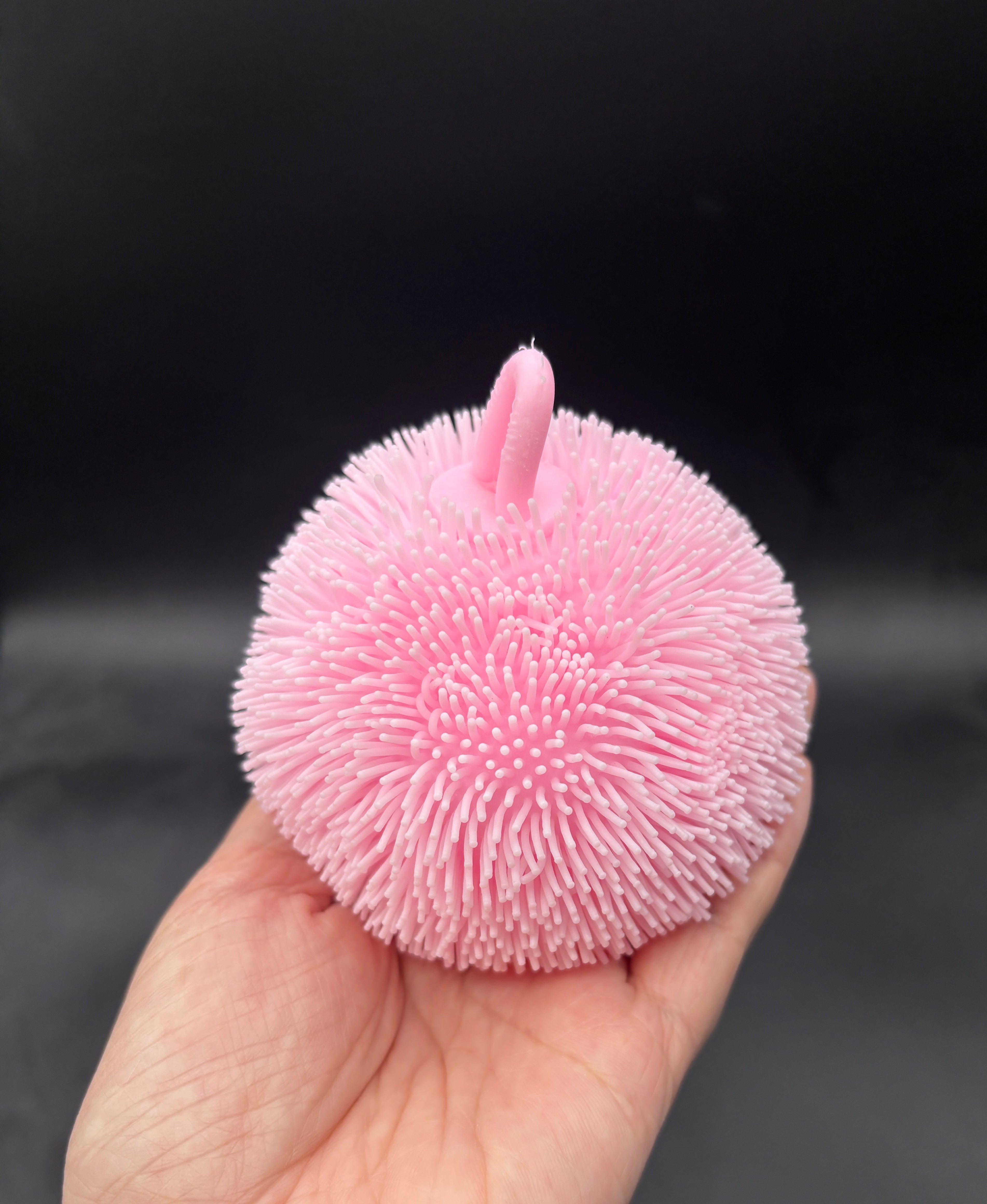 Large slushy moldable fuzzball
