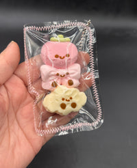 Pack of 3 mini jelly cat coquette taba squishy