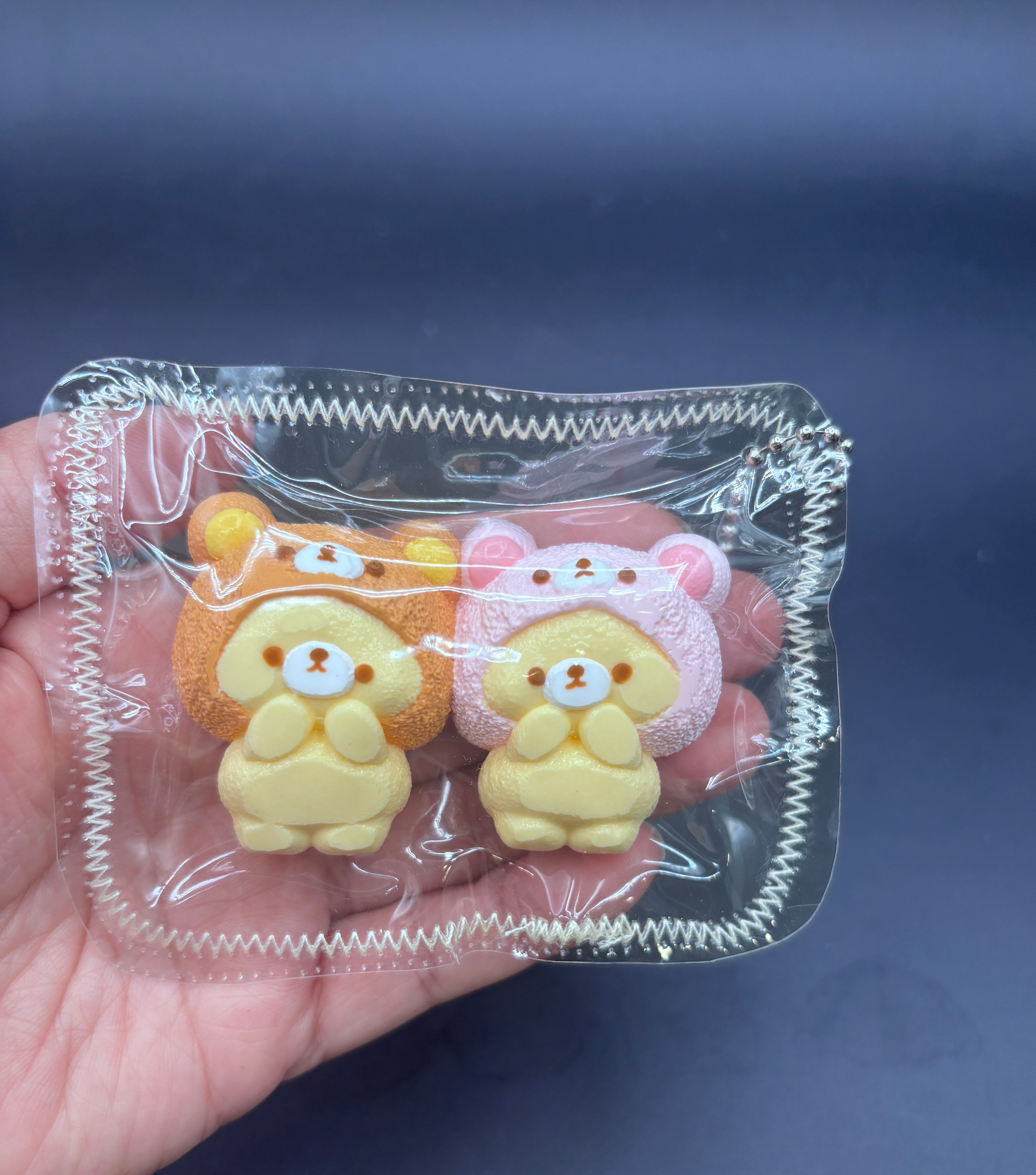 Pack of 2 mini keychain bear twins Taba squishy toy