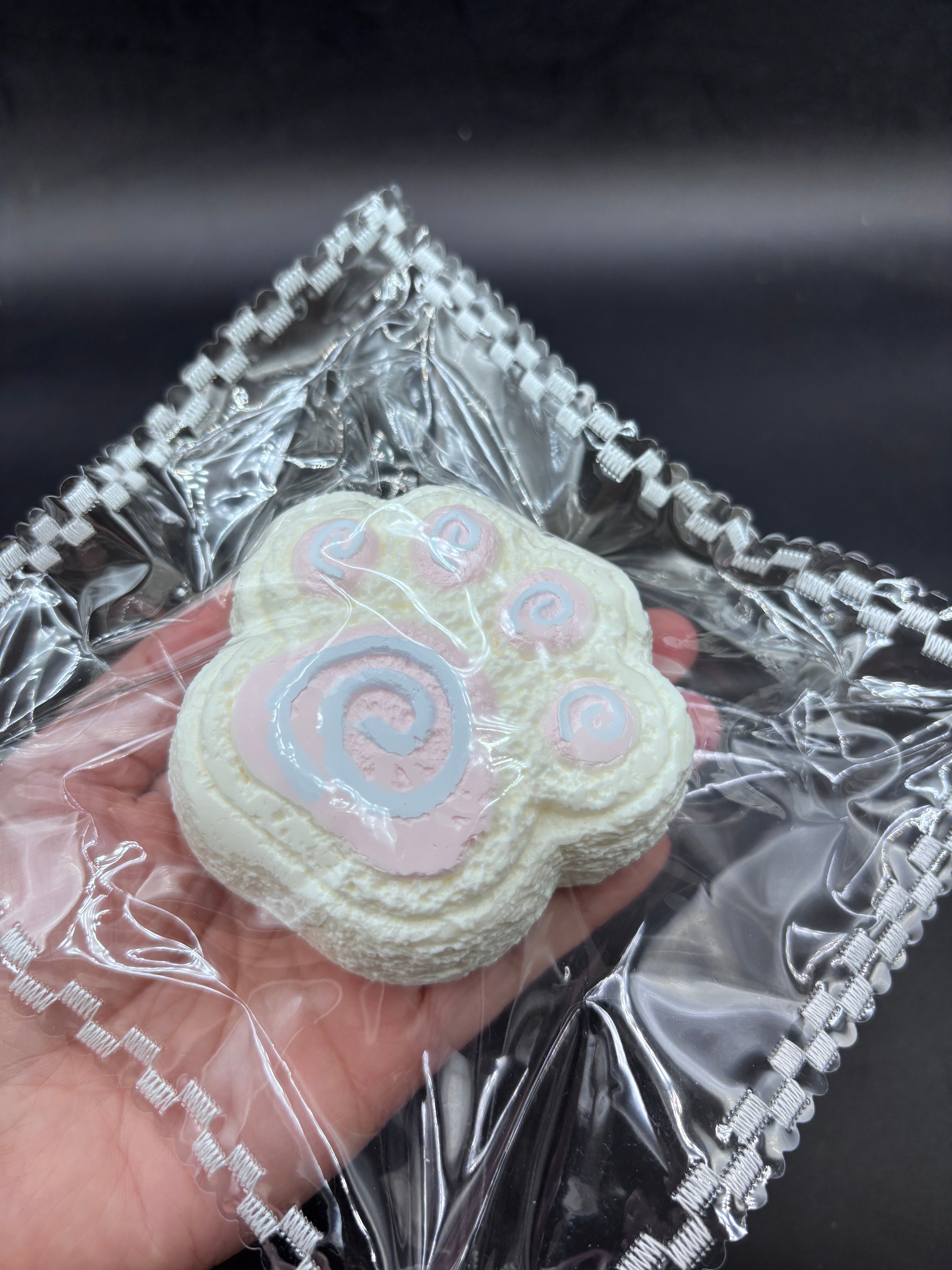 New frozen butter texured fluffy cream cake cat paw  taba squishy