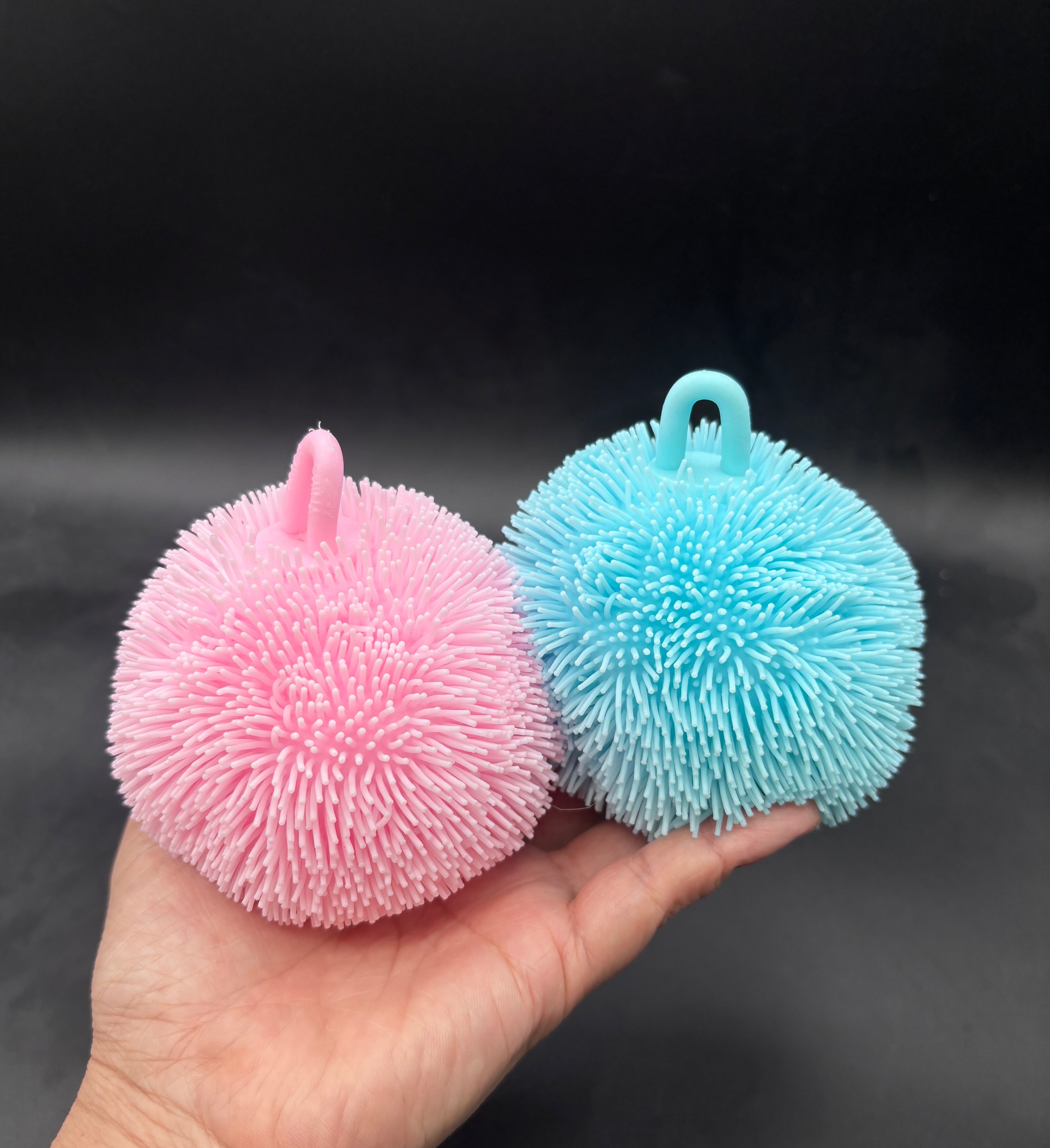 Large slushy moldable fuzzball