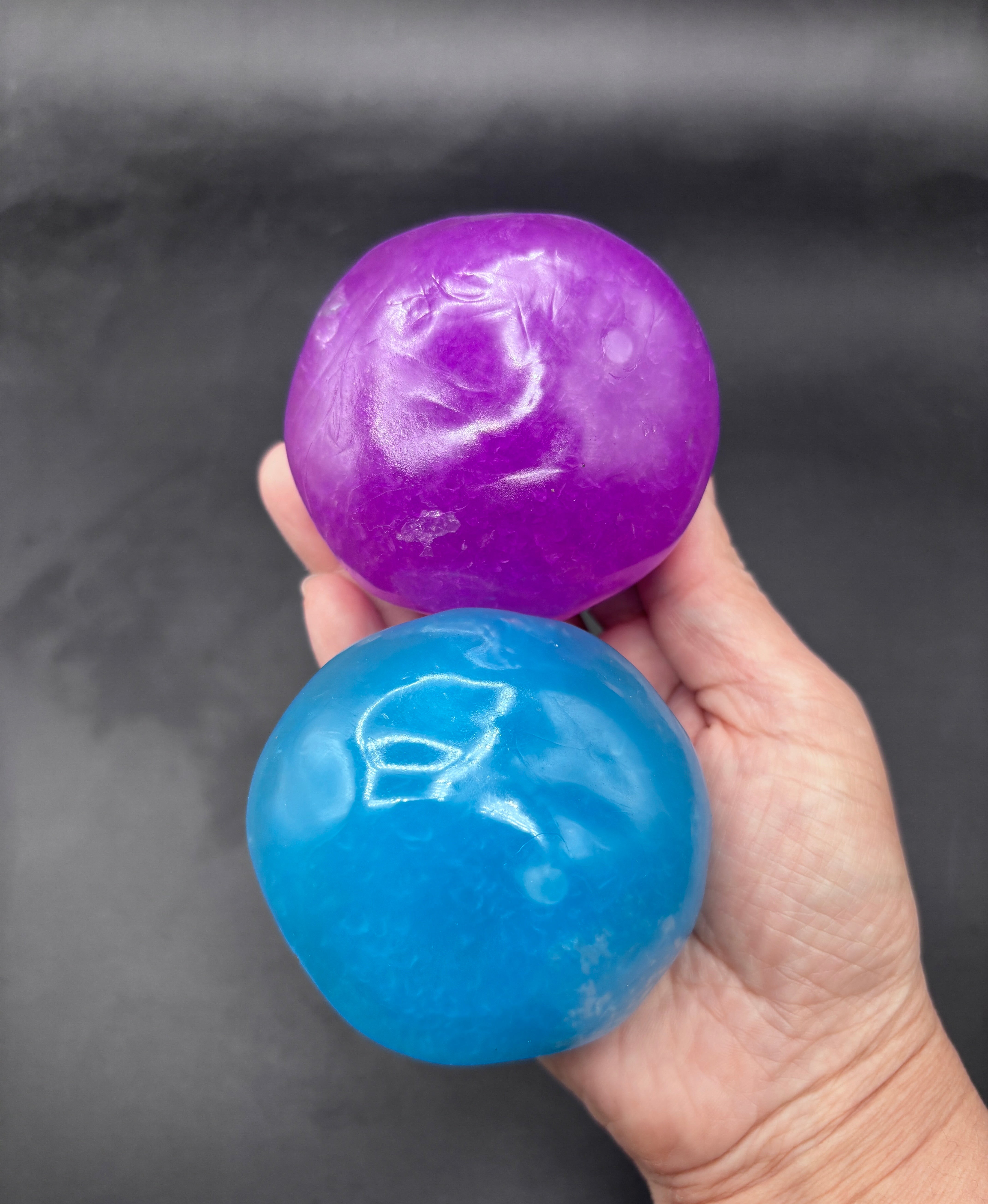 Slushy moldable stressball (choose color)