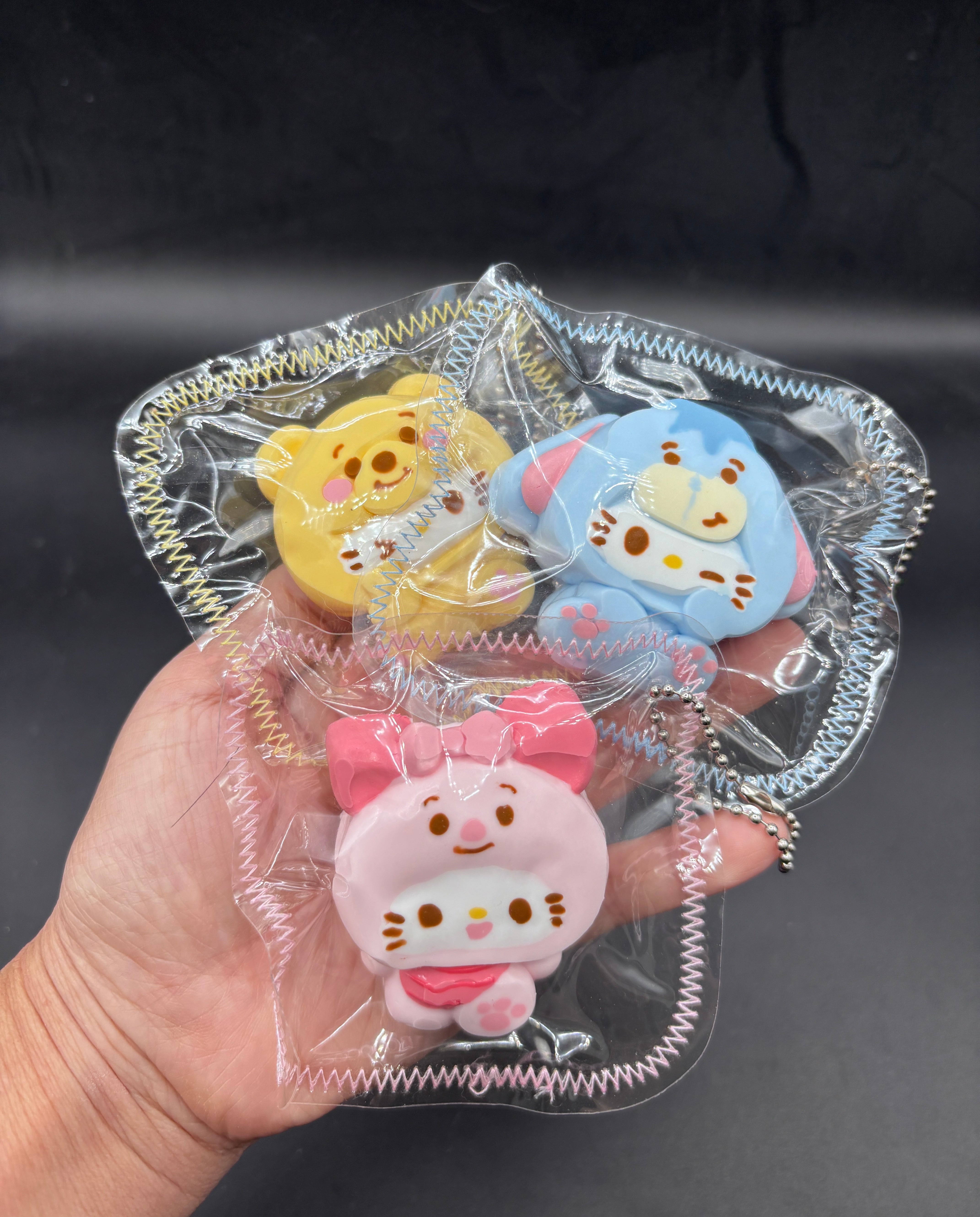 Kitty x bear family small keychain taba cute (choose)