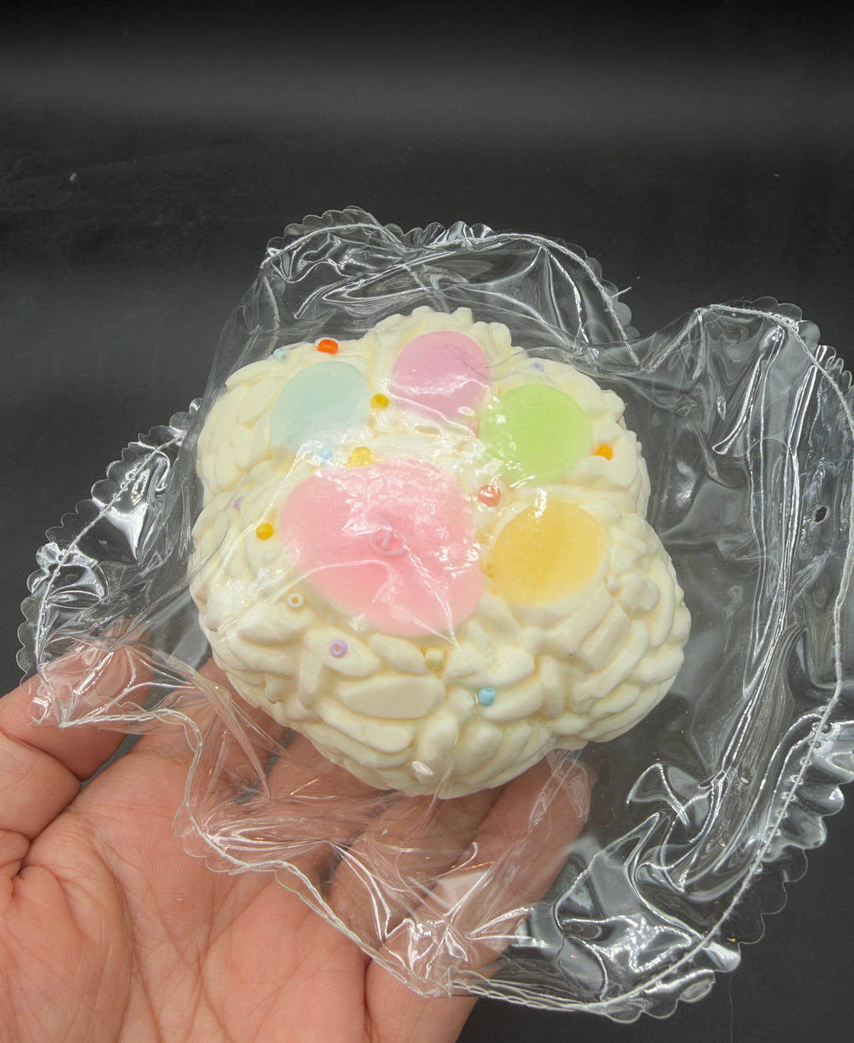 Frozen butter Rice crispy gummy cat paw taba