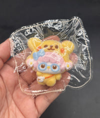 Mini piano pikachu keychain taba