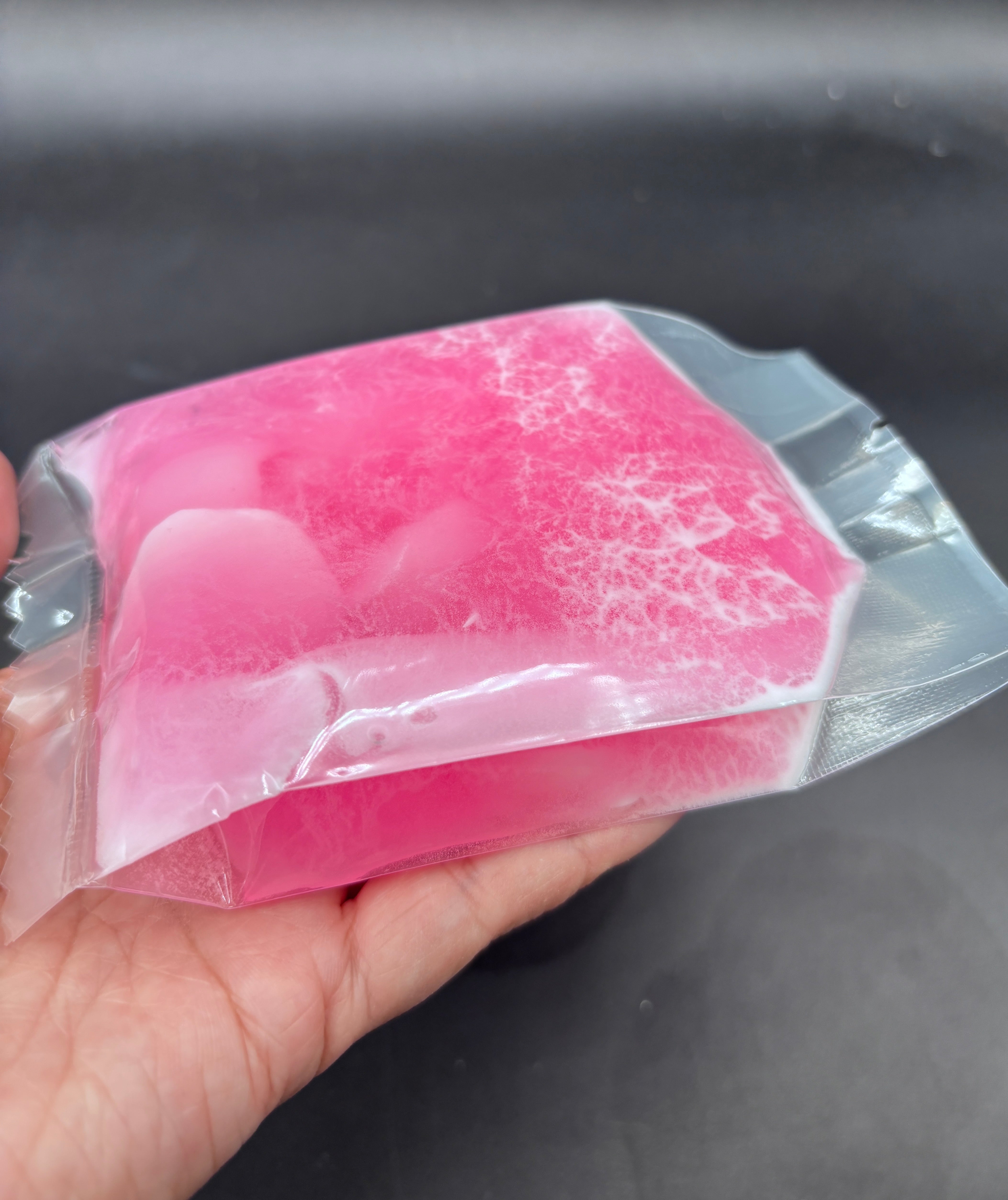 raspberry jam(crunchy slime bag with wax pieces and clay)