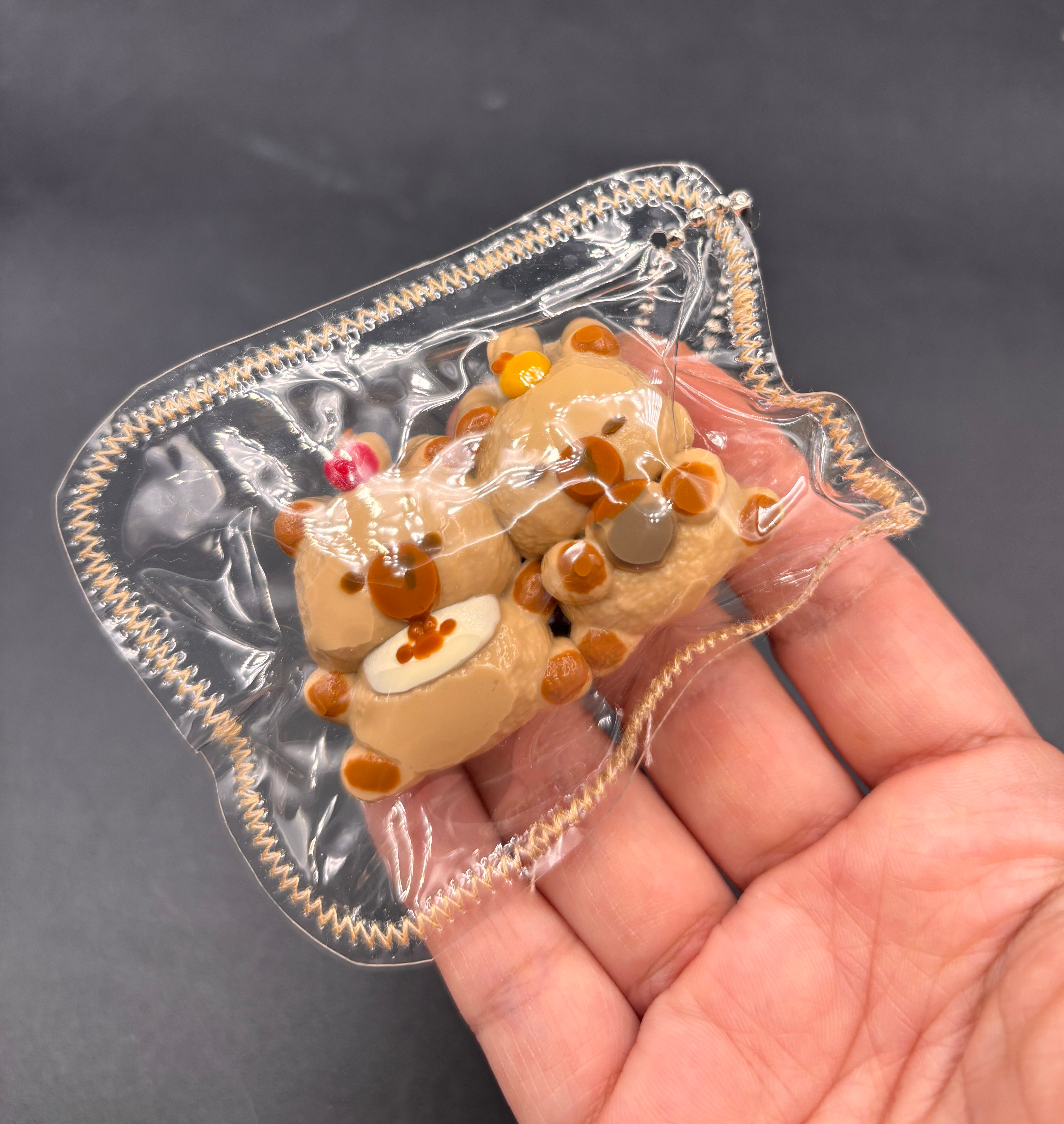 Capybara twins set mini taba squishy keychain