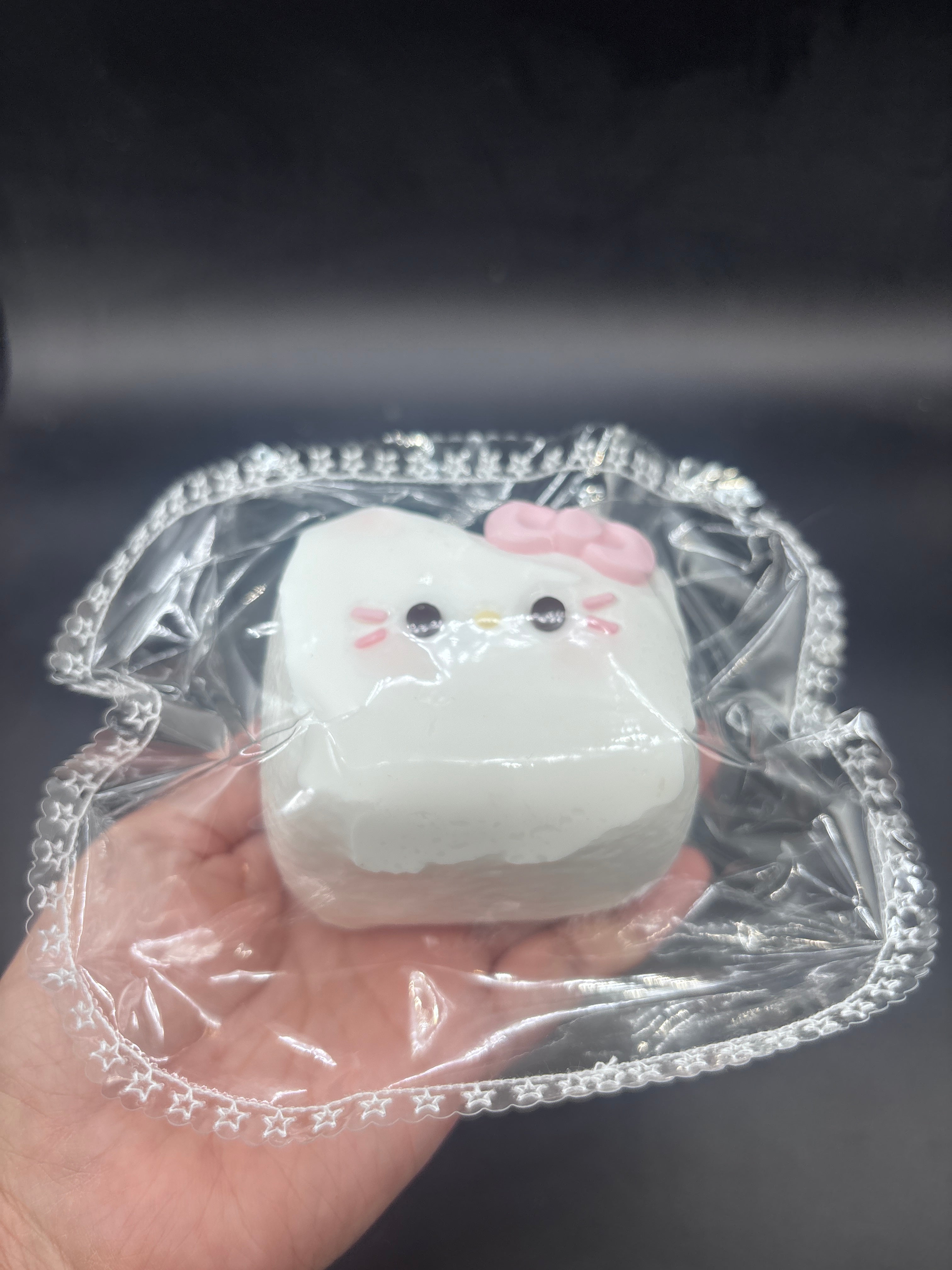 Frozen butter cube kitty cake taba squishy toy