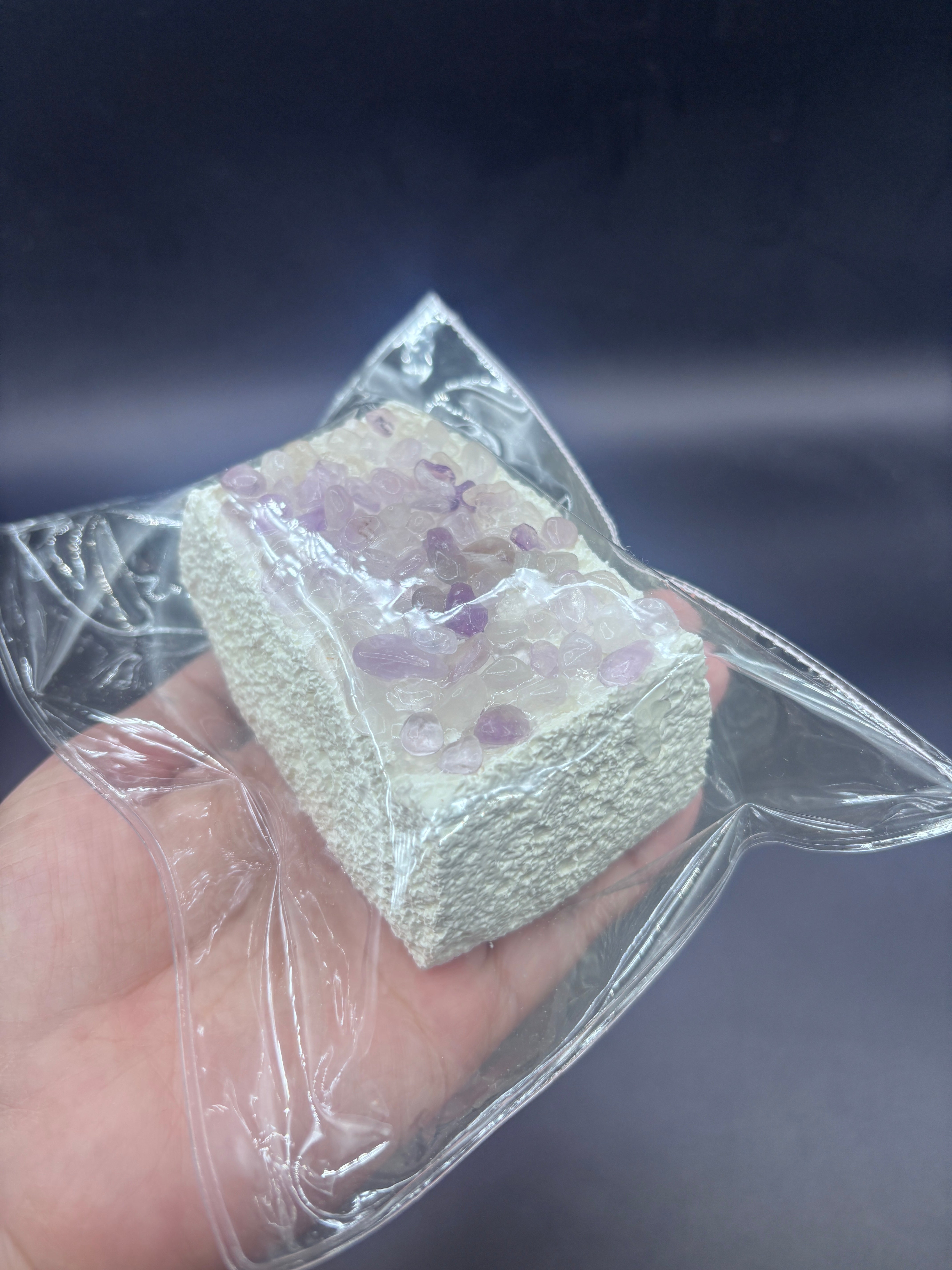 (3 colors) gemstone crunchy taba squishy cake soft