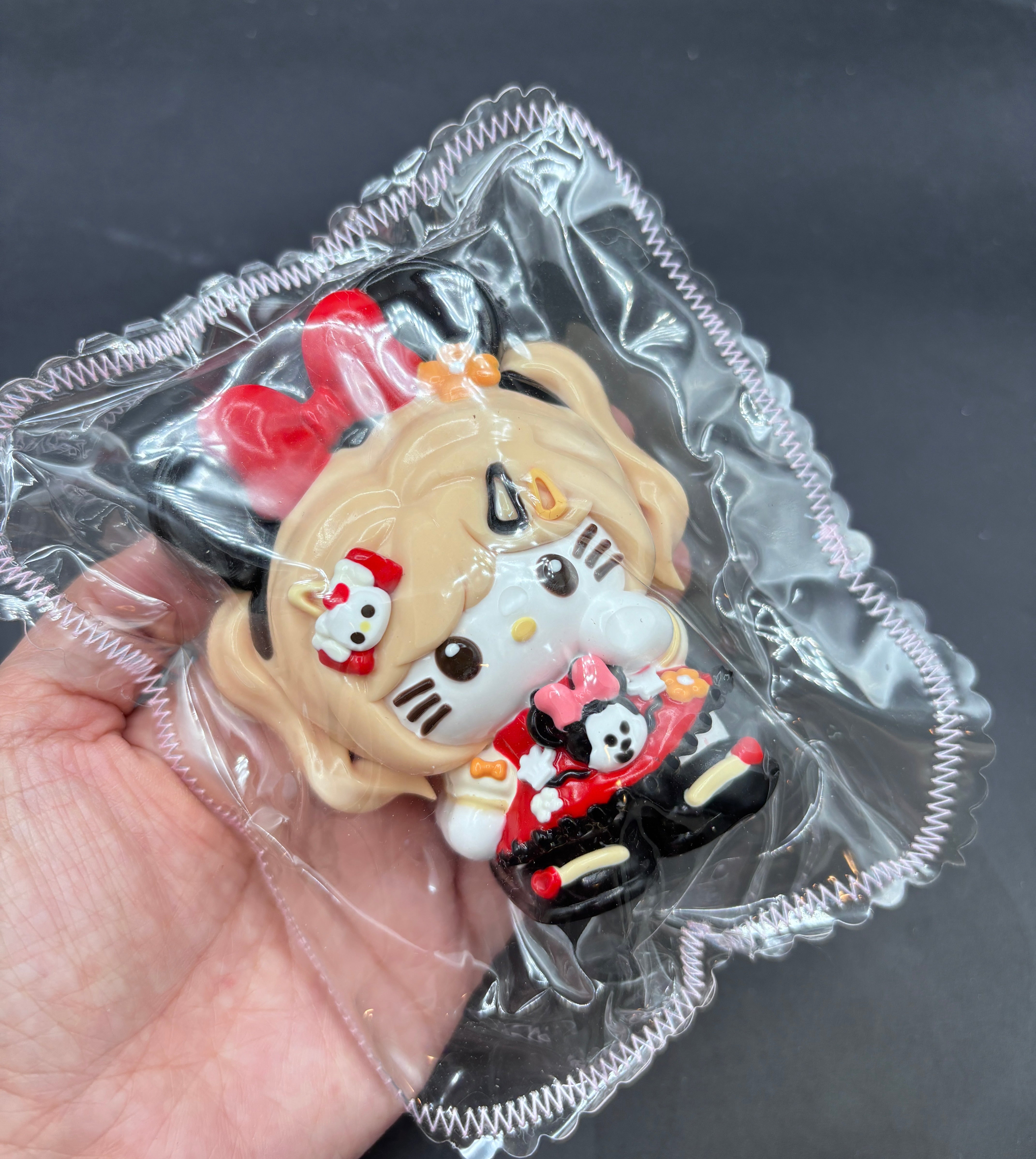 Pop-star kitty in minnyland taba squishy