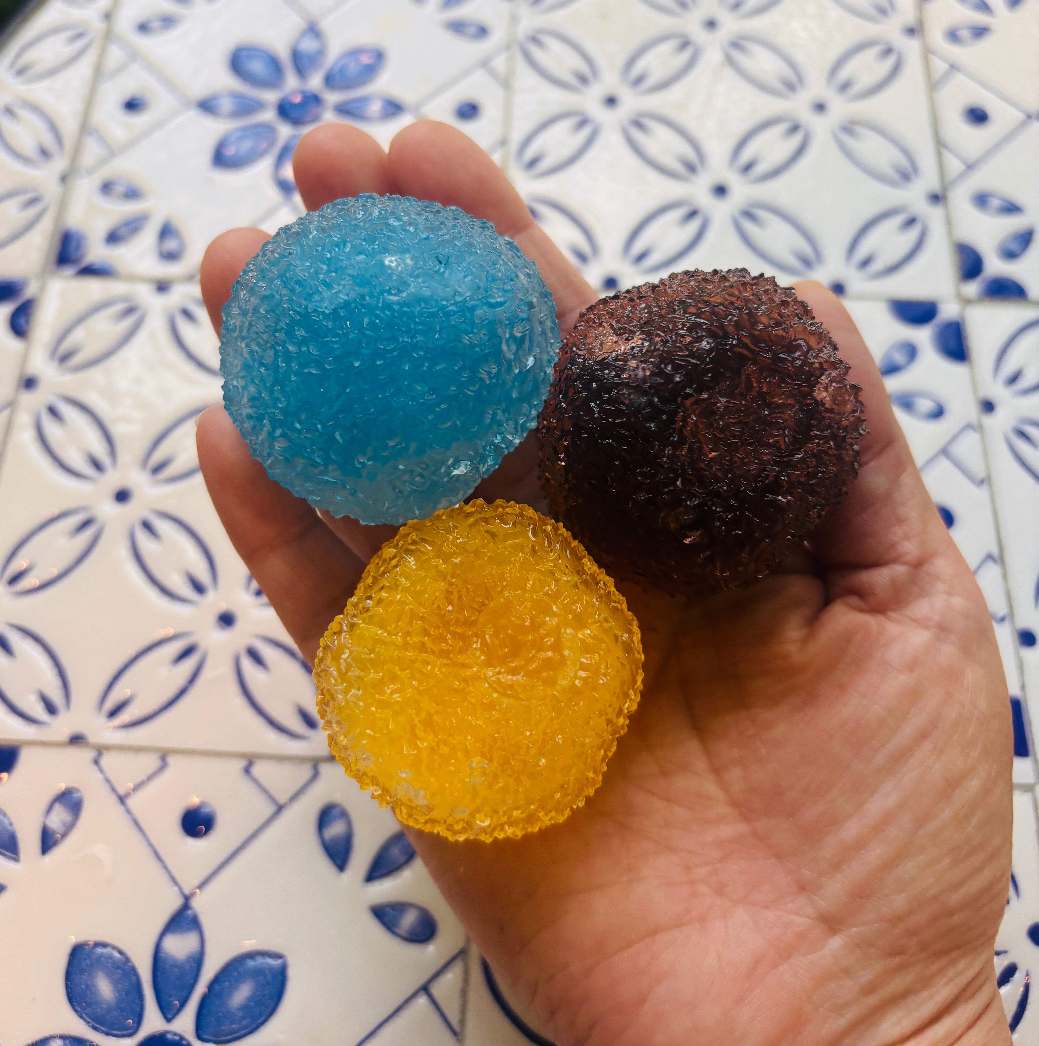 NEW mini crunchy slushy stressballs (choose)