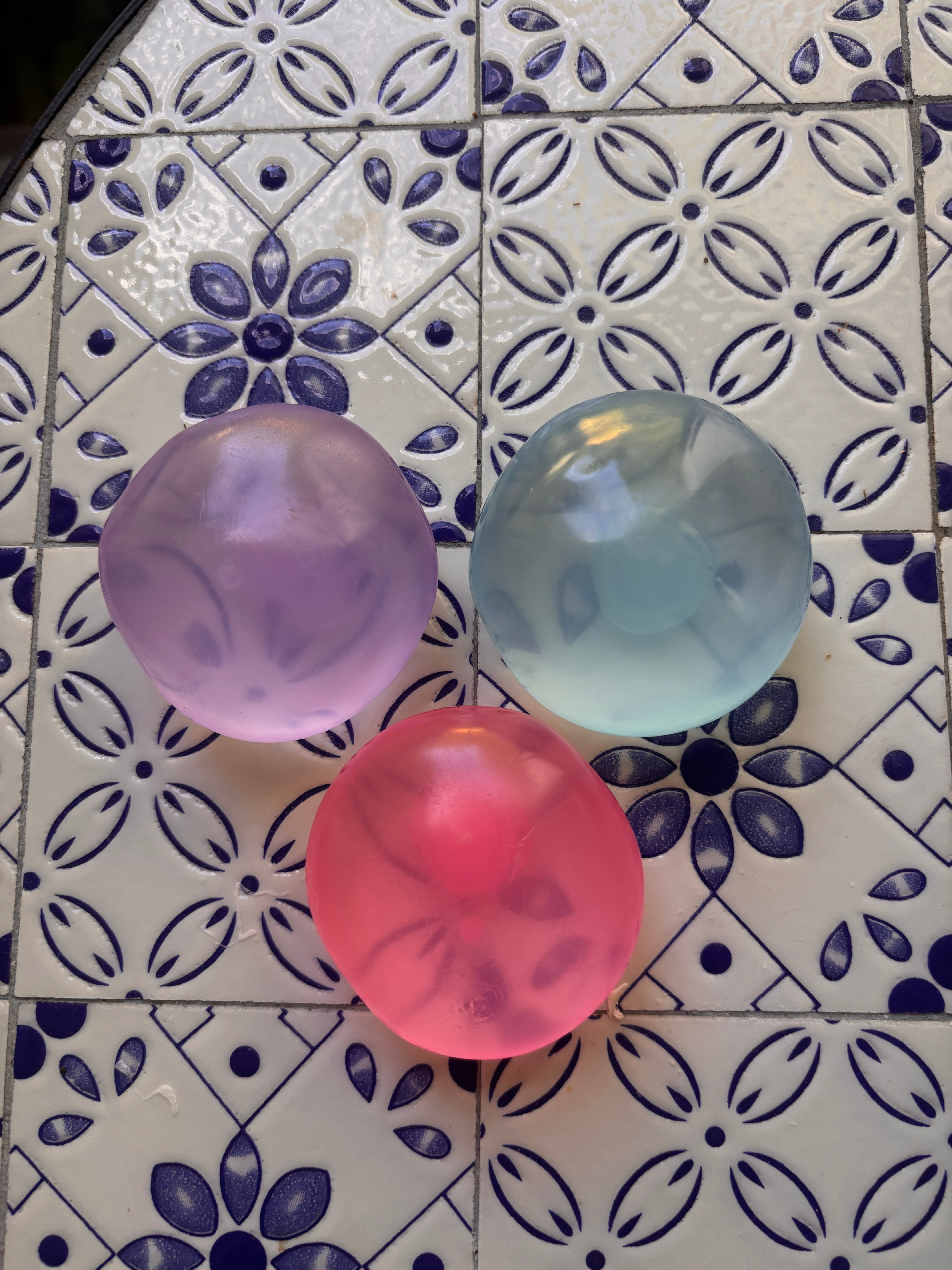 Coconut jelly stressball (coconut oil but less mouldable)