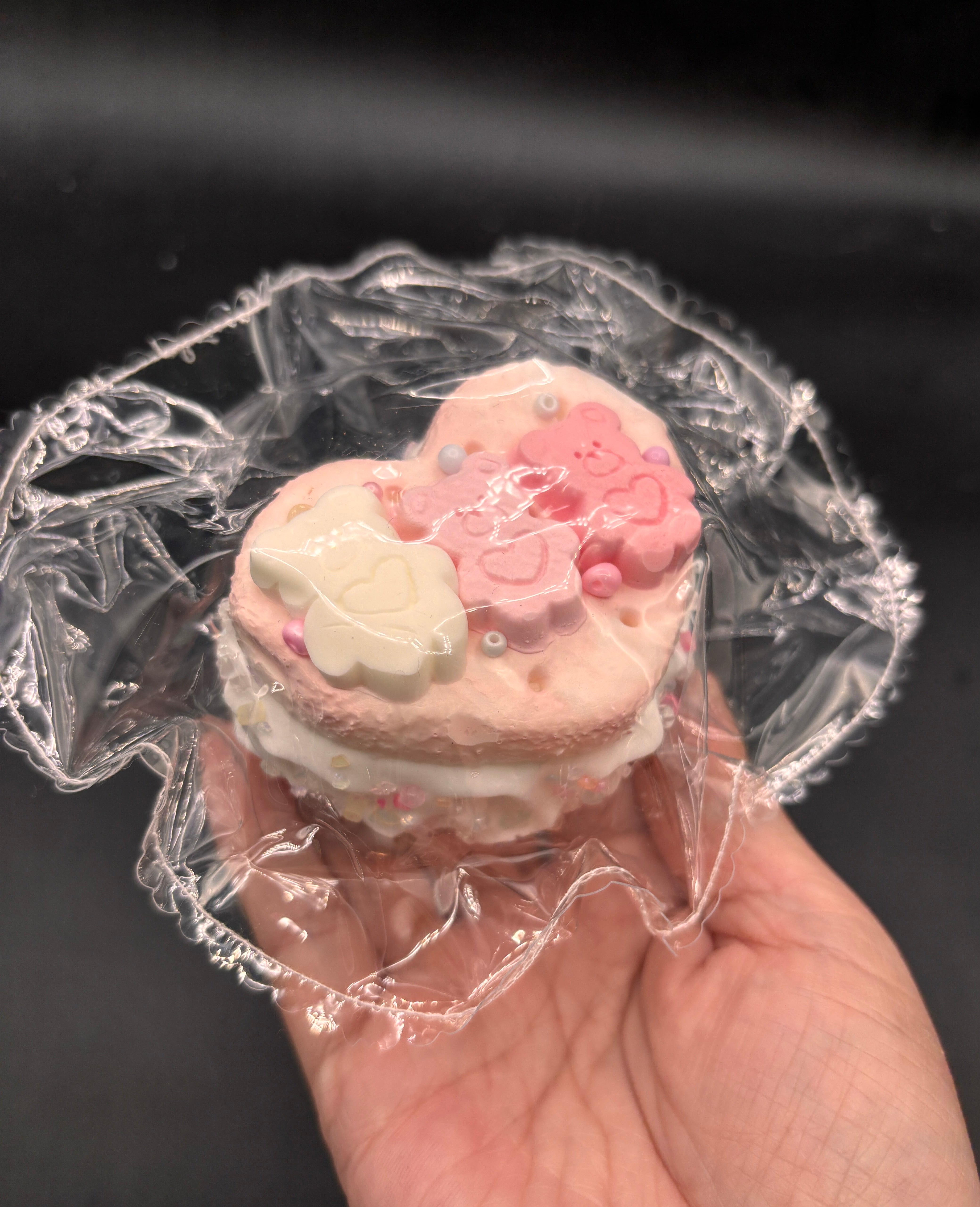 Frozen butter cute gummy bear heart macaron