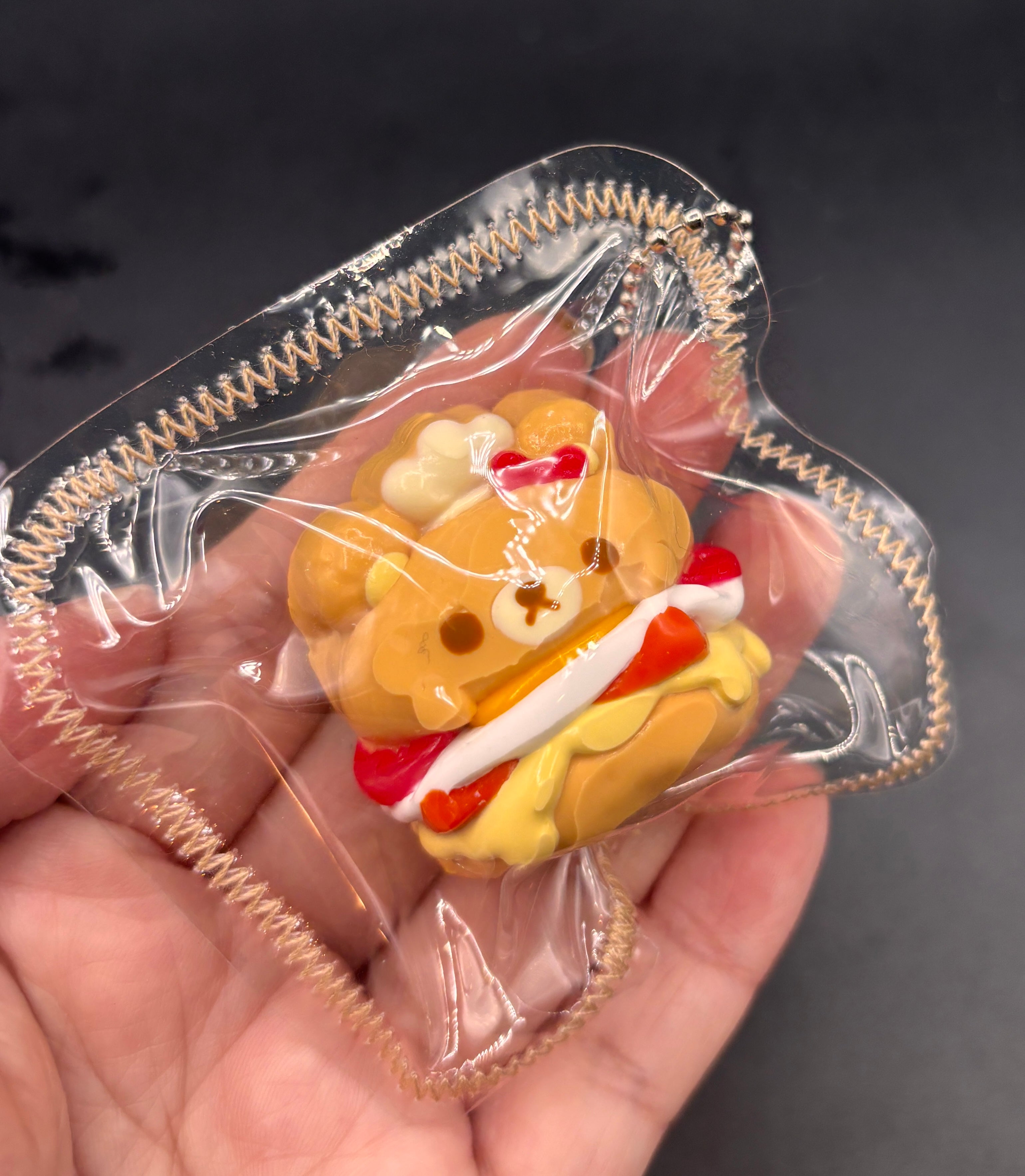 mini Rilakkuma burger keychain taba