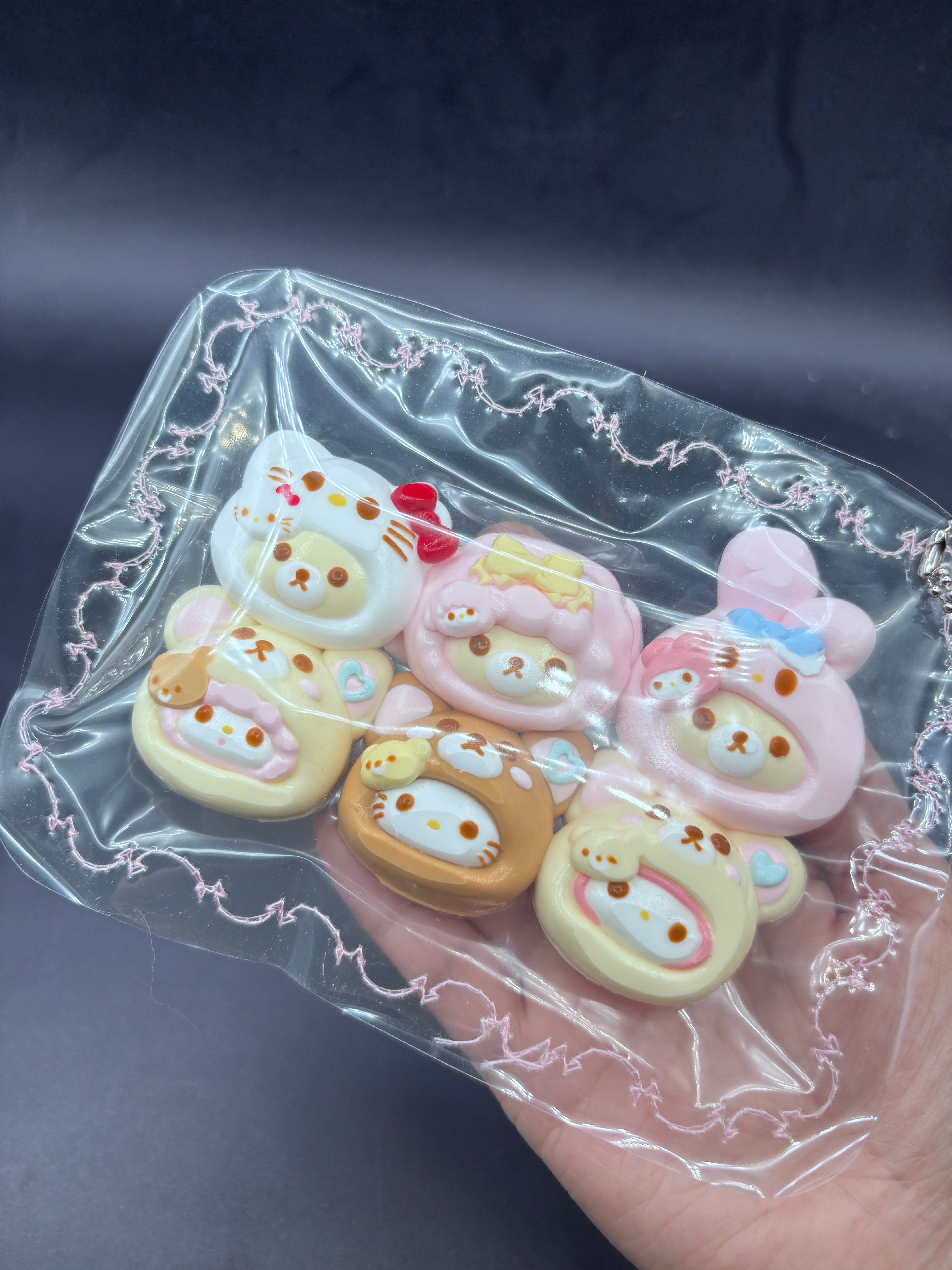 Pack of 6 super cute small Sanrio x Rilakkuma  taba squishy