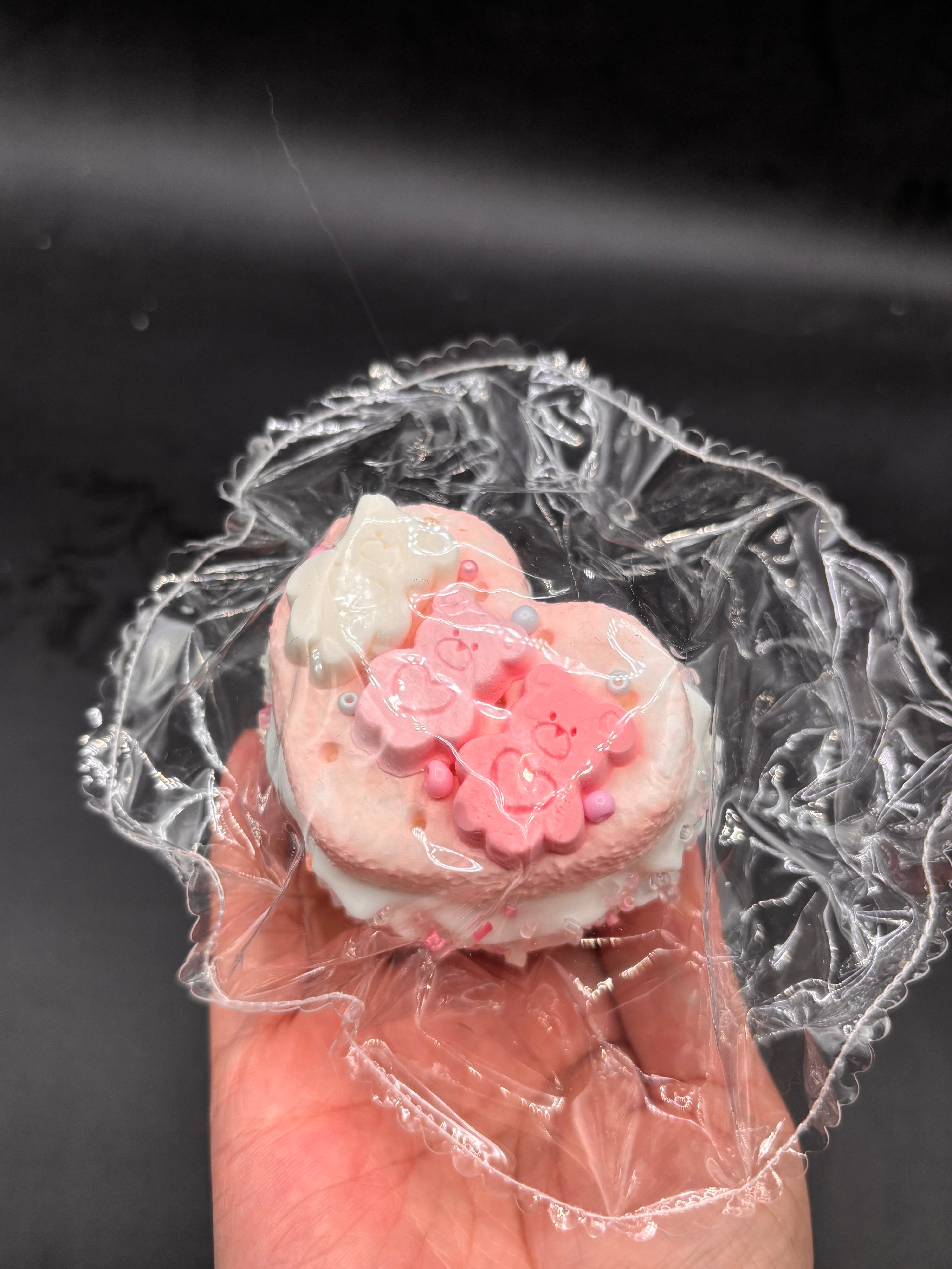 Frozen butter cute gummy bear heart macaron