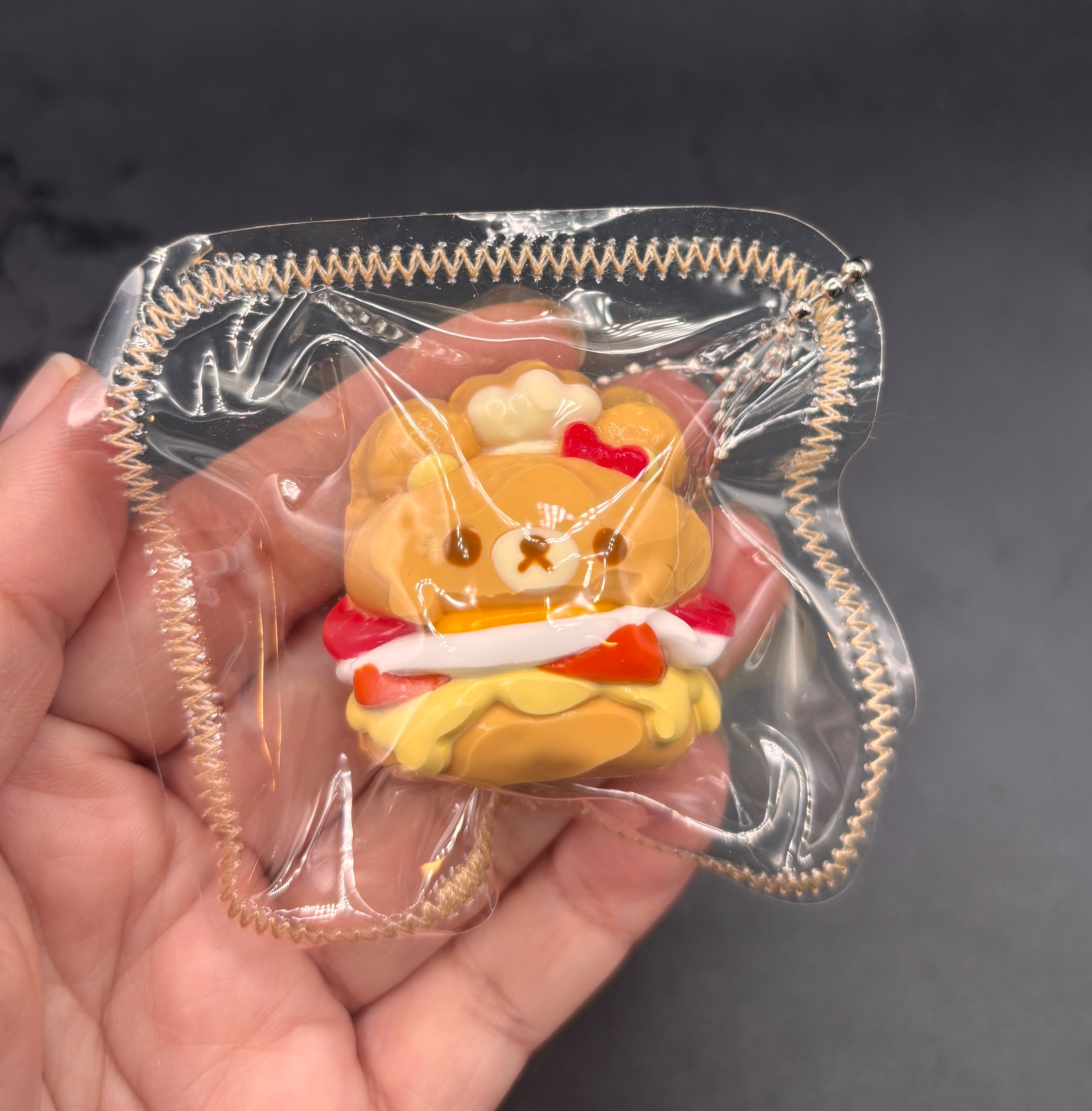 mini Rilakkuma burger keychain taba