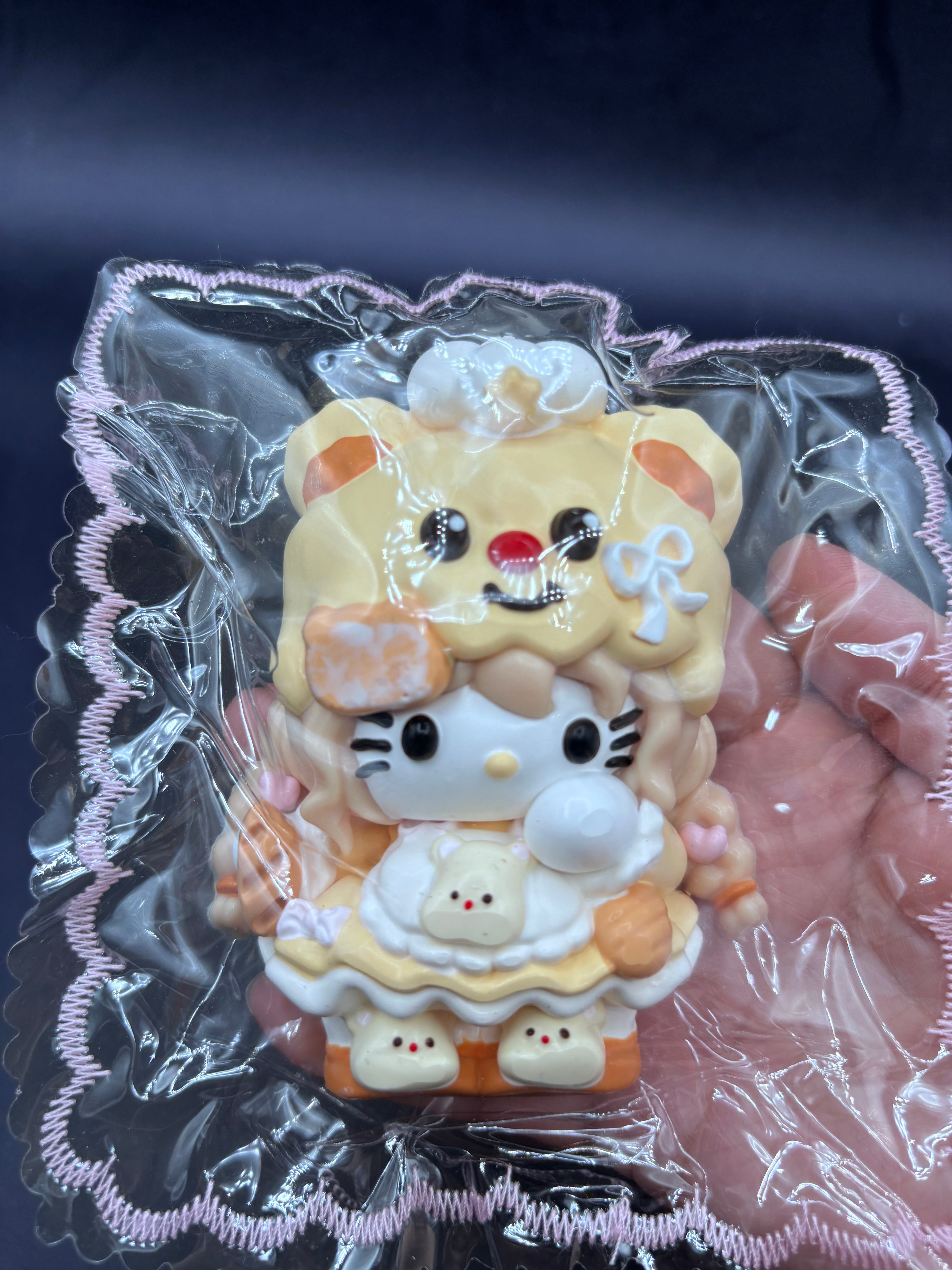 Cute detailed kitty x butter bear  taba squishy