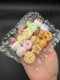 Mini keychain detailed pack of 15 jc pastries taba squishy