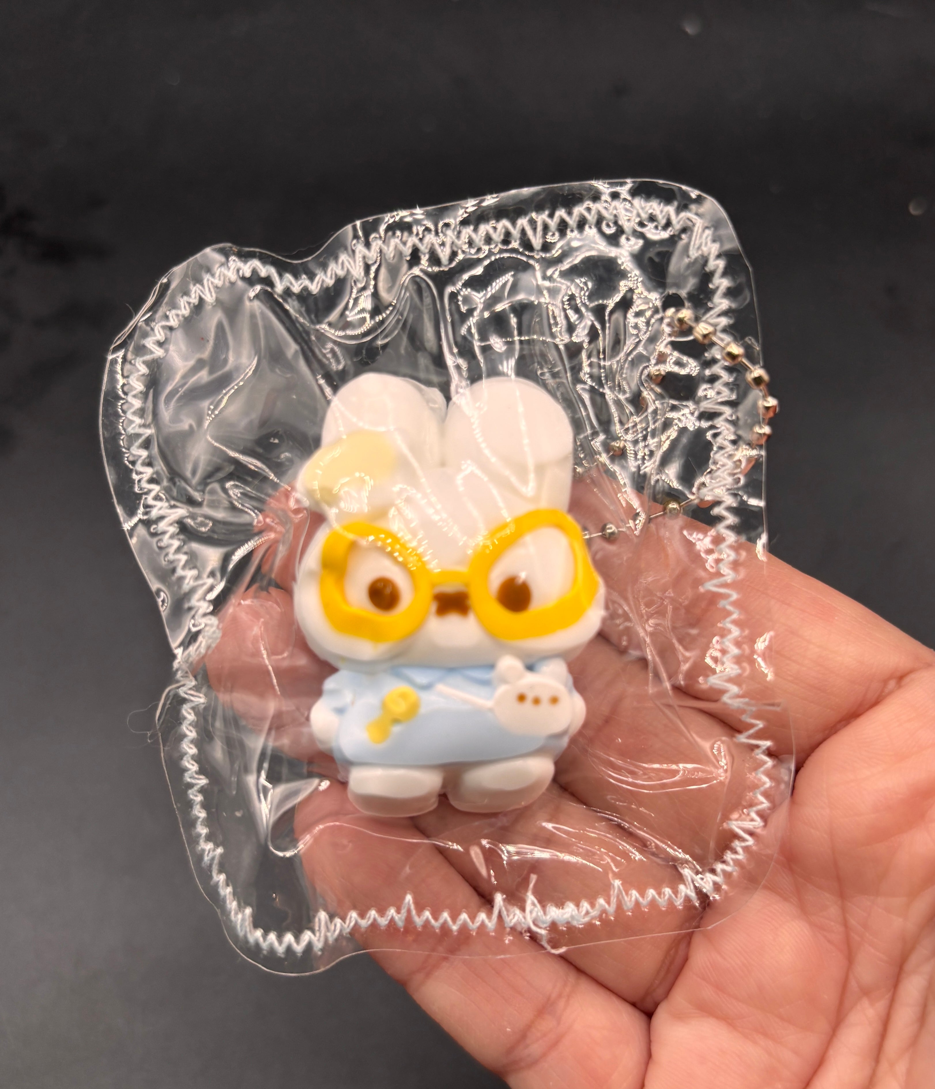 Mini keychain Miffy taba with glasses (choose)