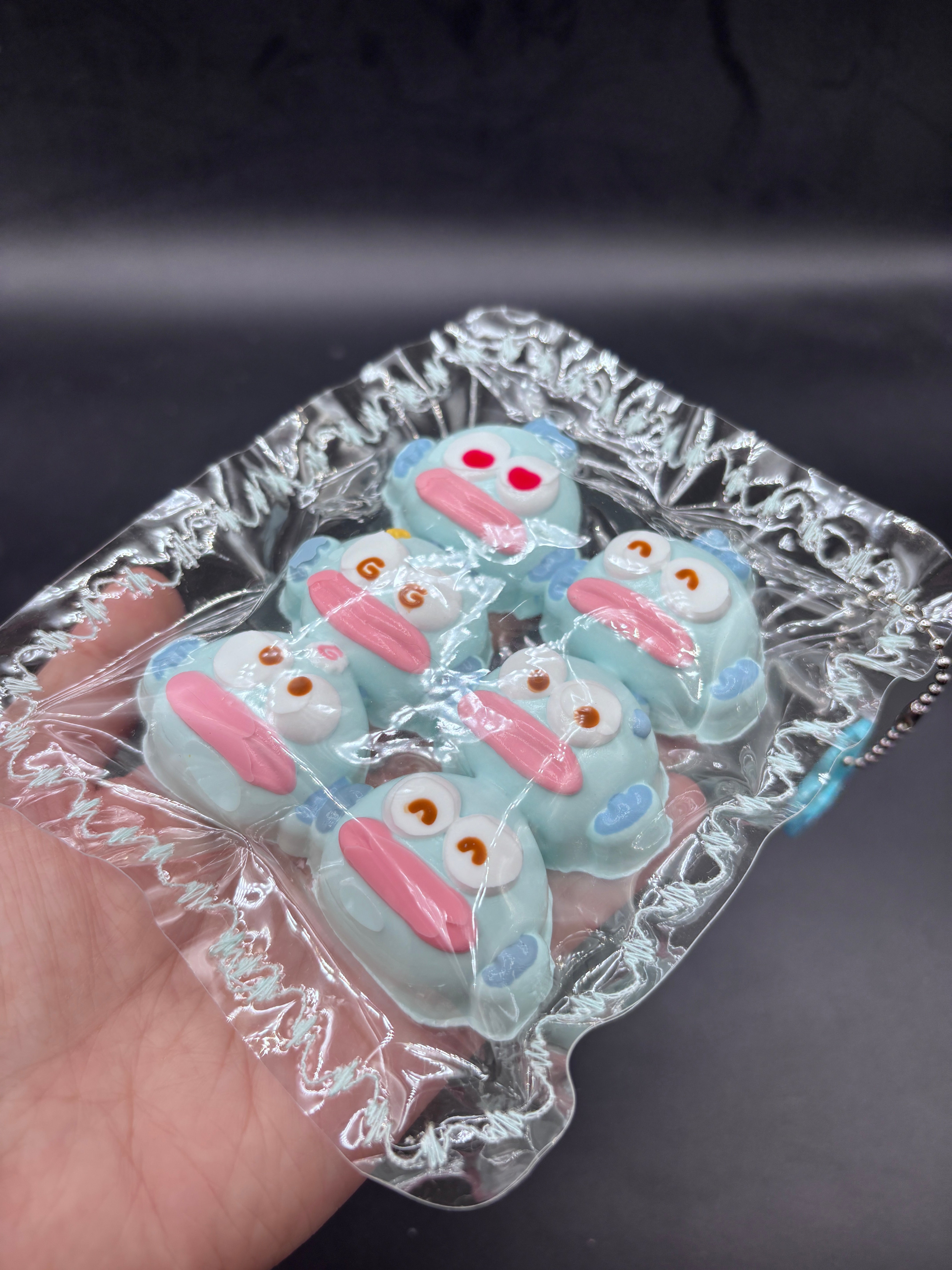 Pack of 6 mini hangyodon emoticons cute