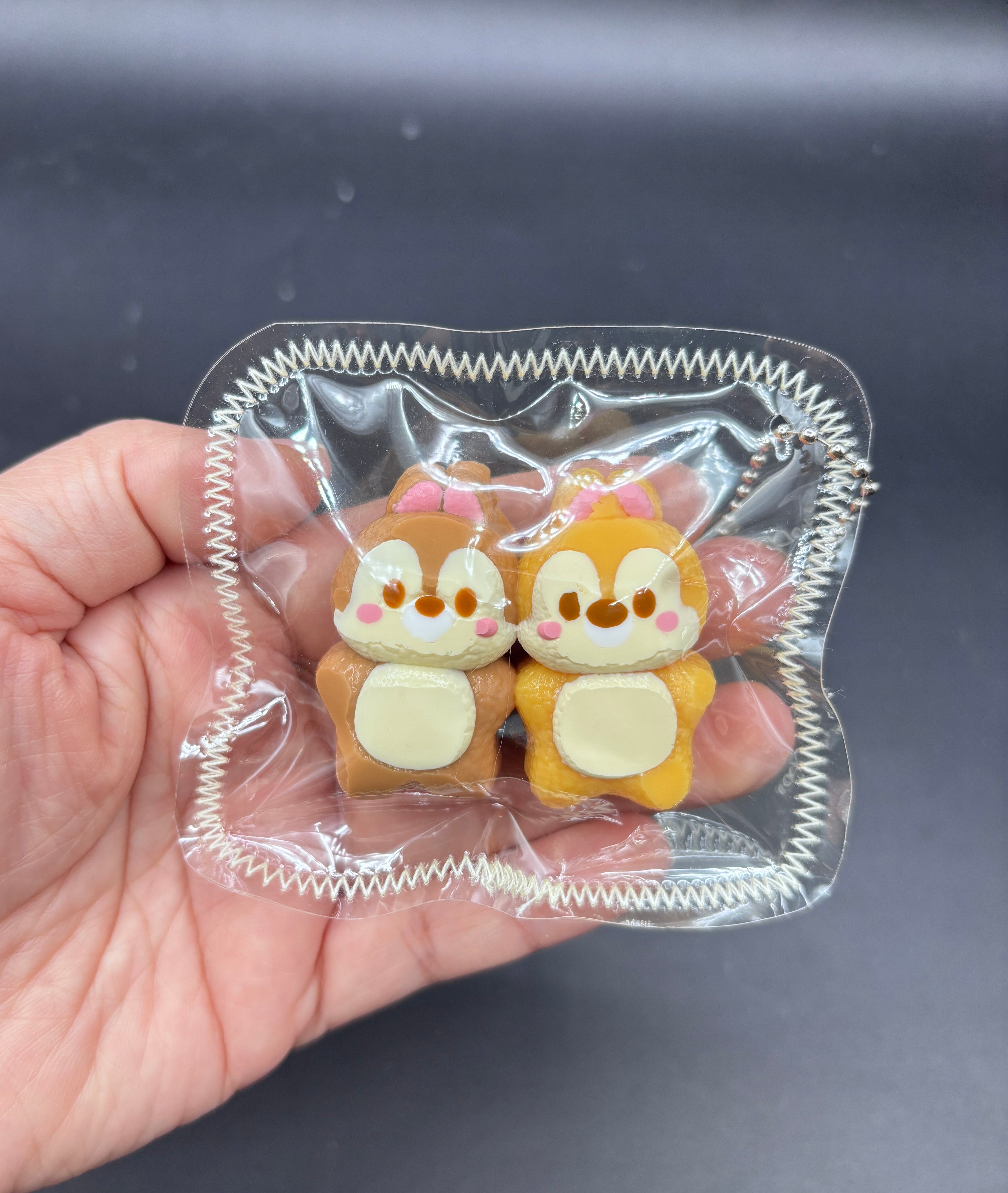 Mini keychain squirrel twins taba squishyt