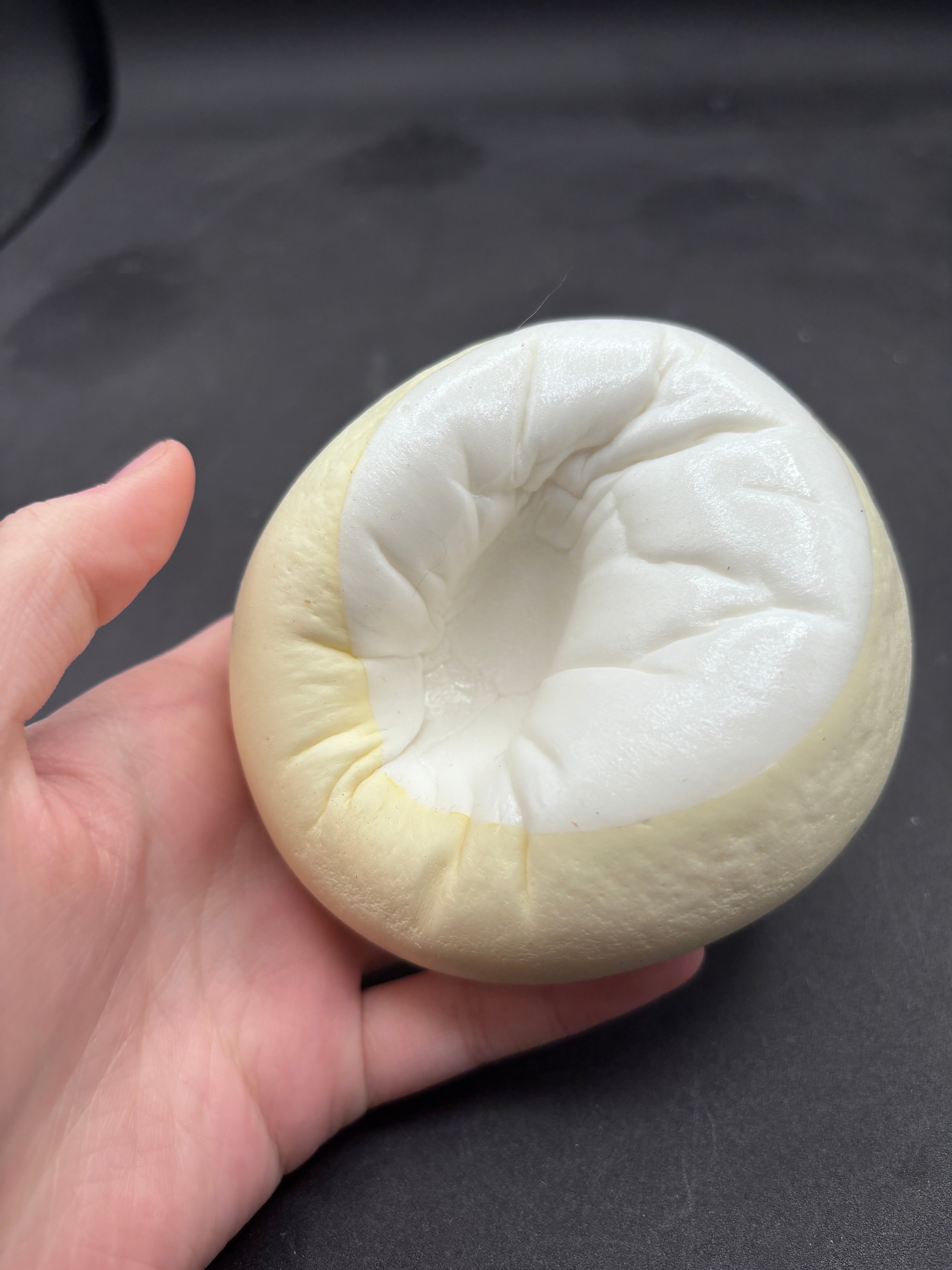 Super soft slow rise foam bun scented (3 colors)