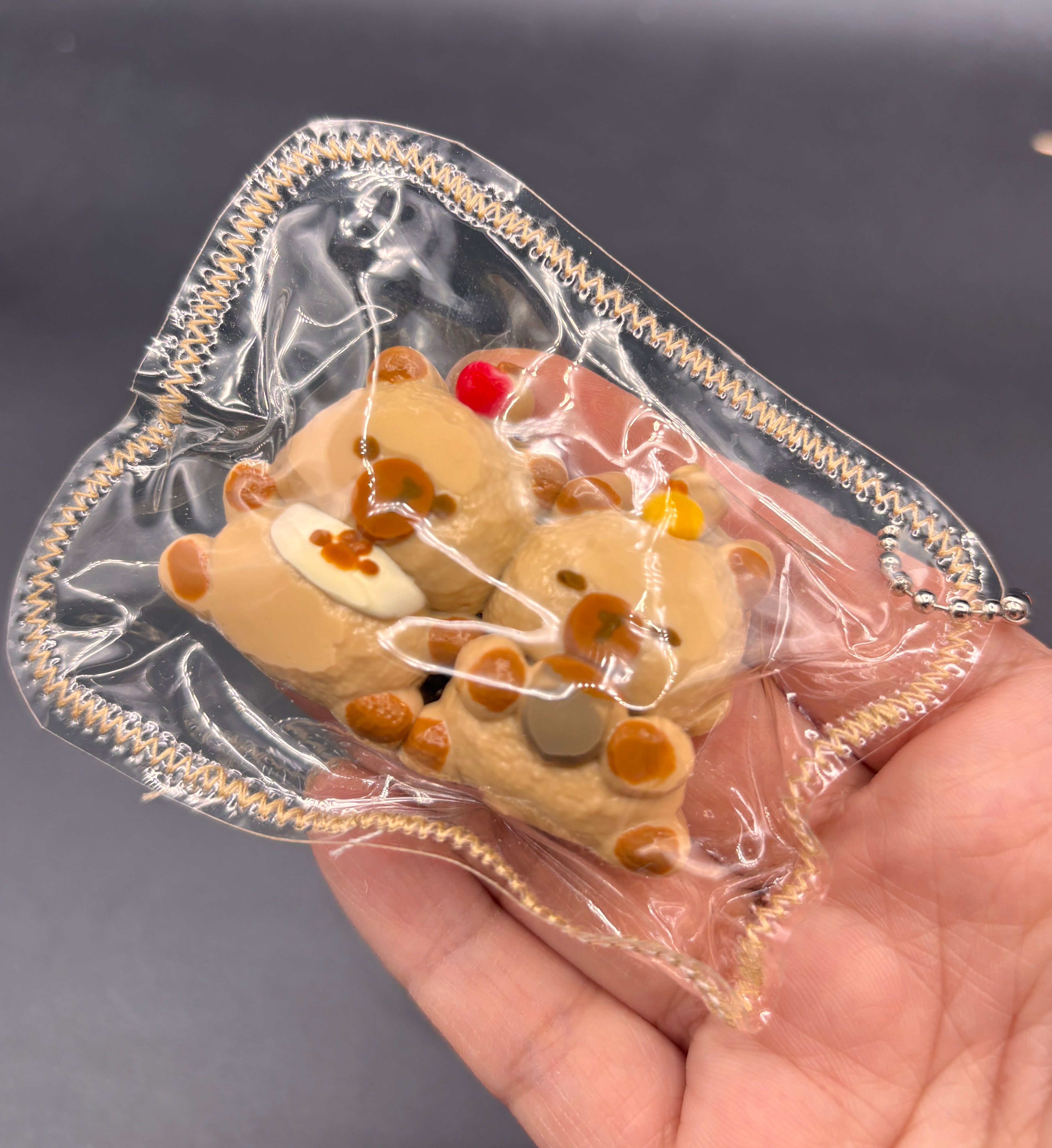 Capybara twins set mini taba squishy keychain