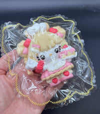 Chef kitty baking pastries taba squishy