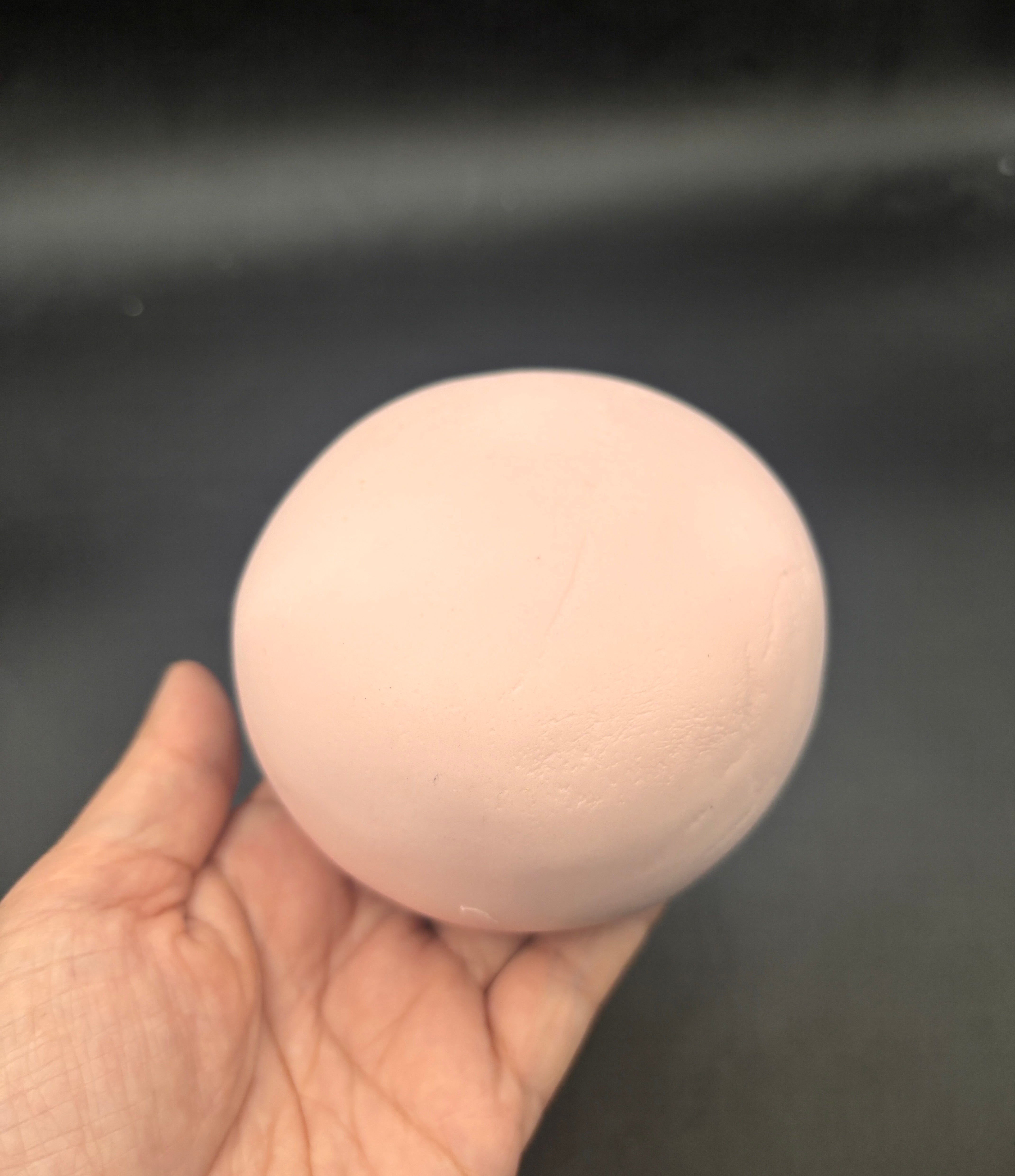 Slow rising foam pink mochi ball