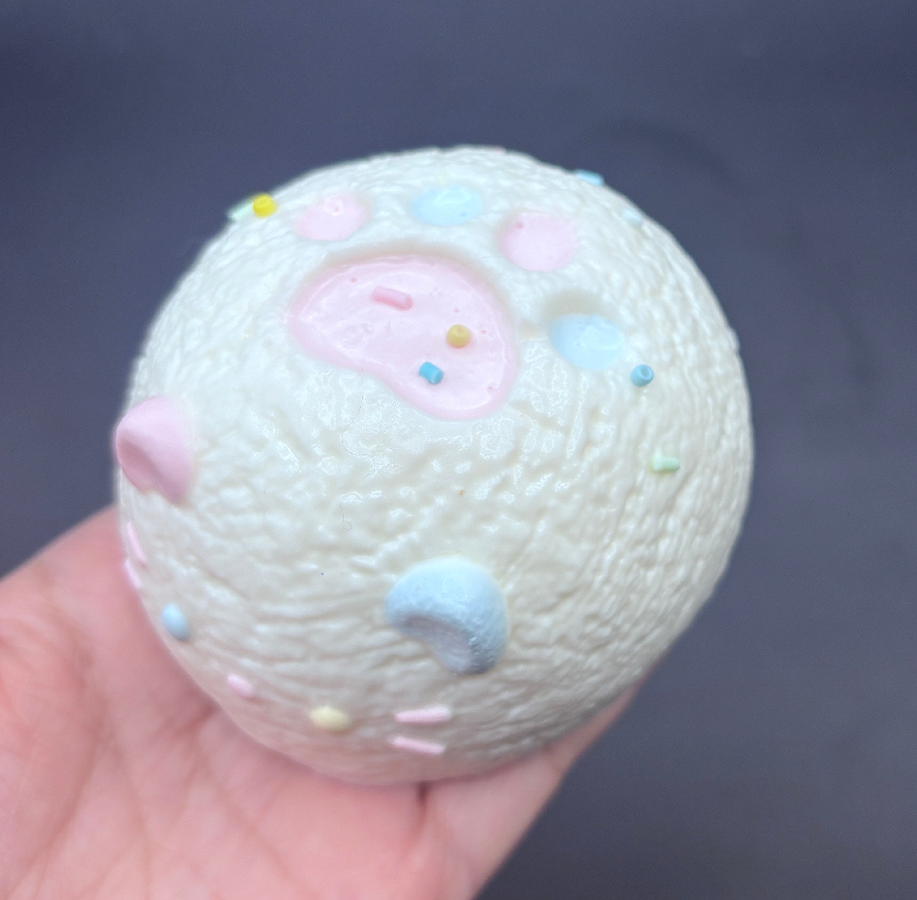 Frozen Butter Colorful kitten ball with cat paw scar taba squishy (tiny defective)