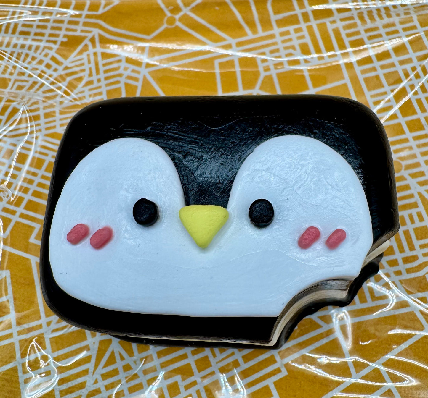 SALE!! 3-layered soft penguin bited biscuit